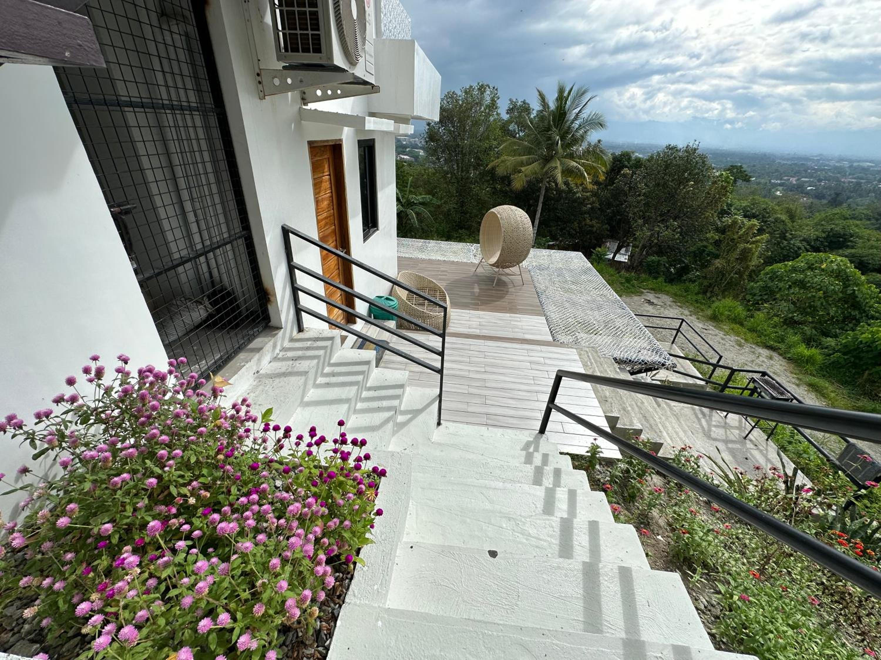 Arya Exclusive Villa