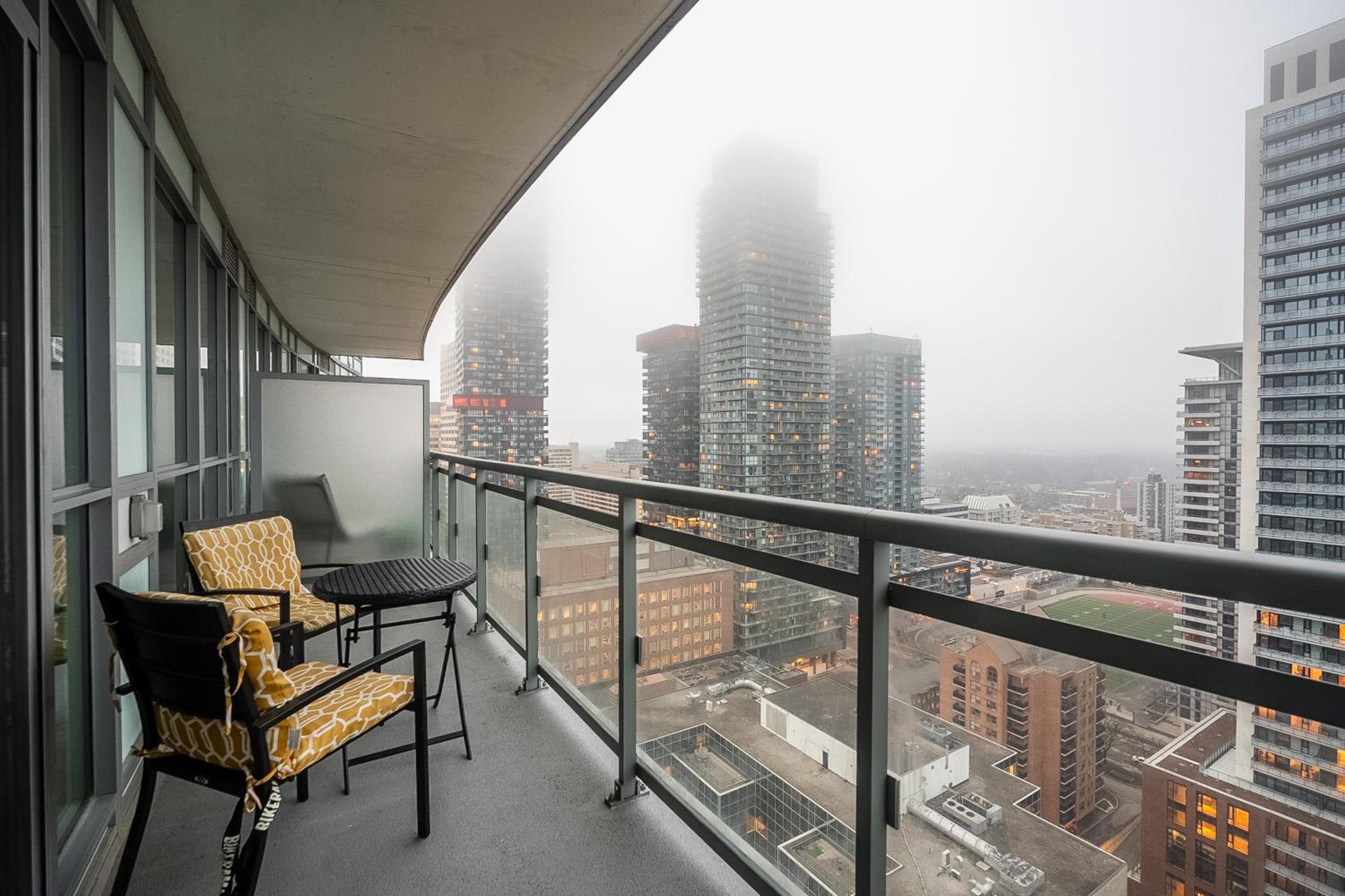 Modern Dunfield Ave Condos by GLOBALSTAY