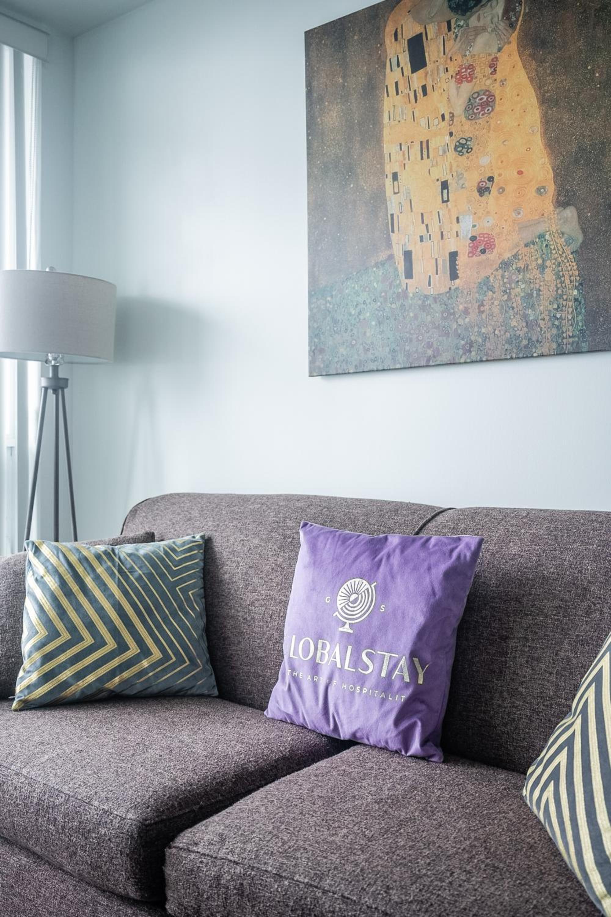 Modern Dunfield Ave Condos by GLOBALSTAY