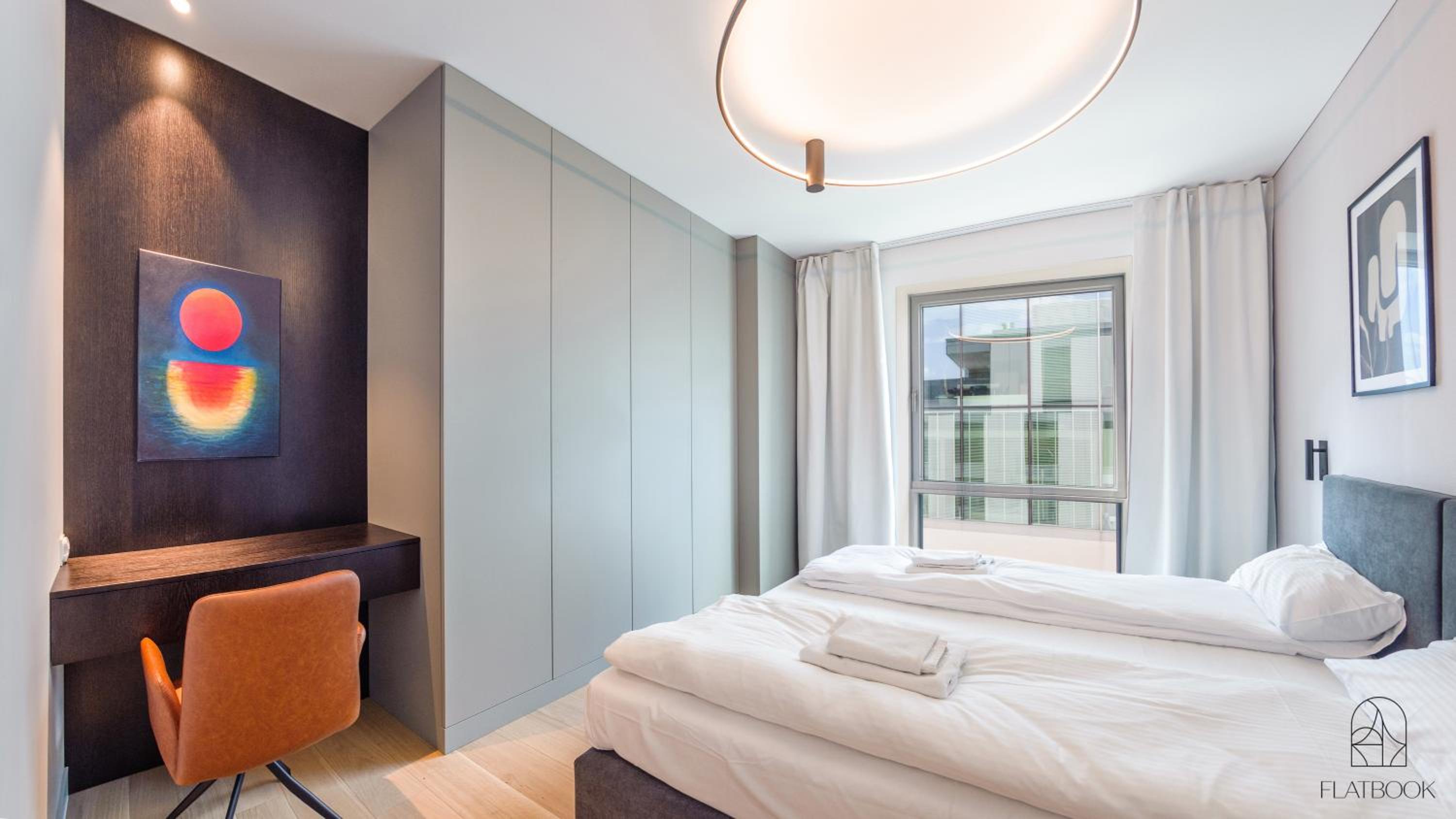 City Center Apartments Yacht Park Marina View