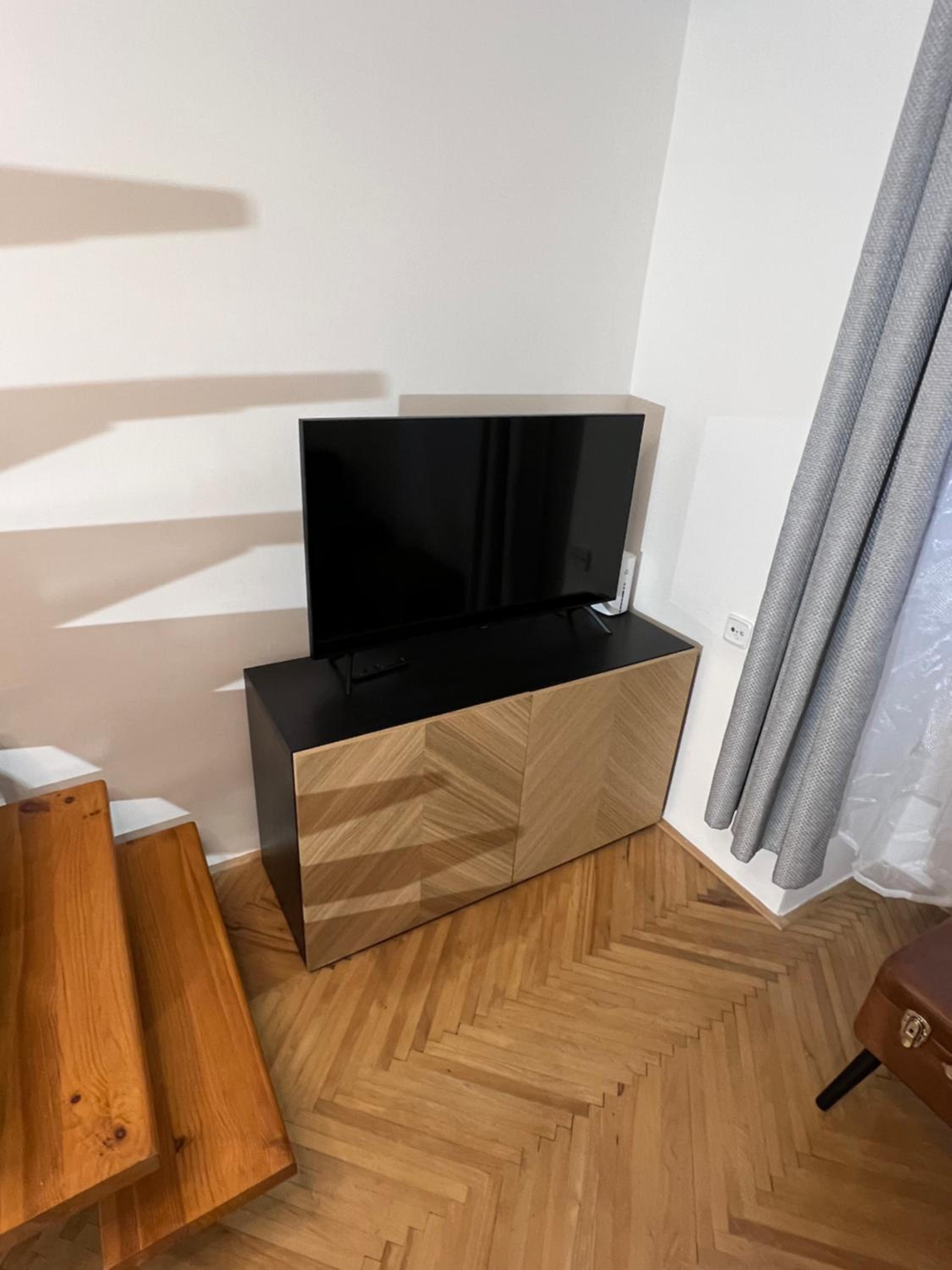 Apartment plus parking