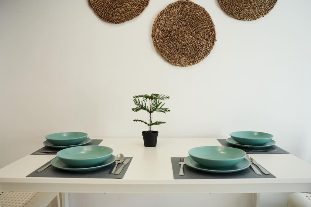 Stunning penthouse terrace & pool * Free Parking photo 4