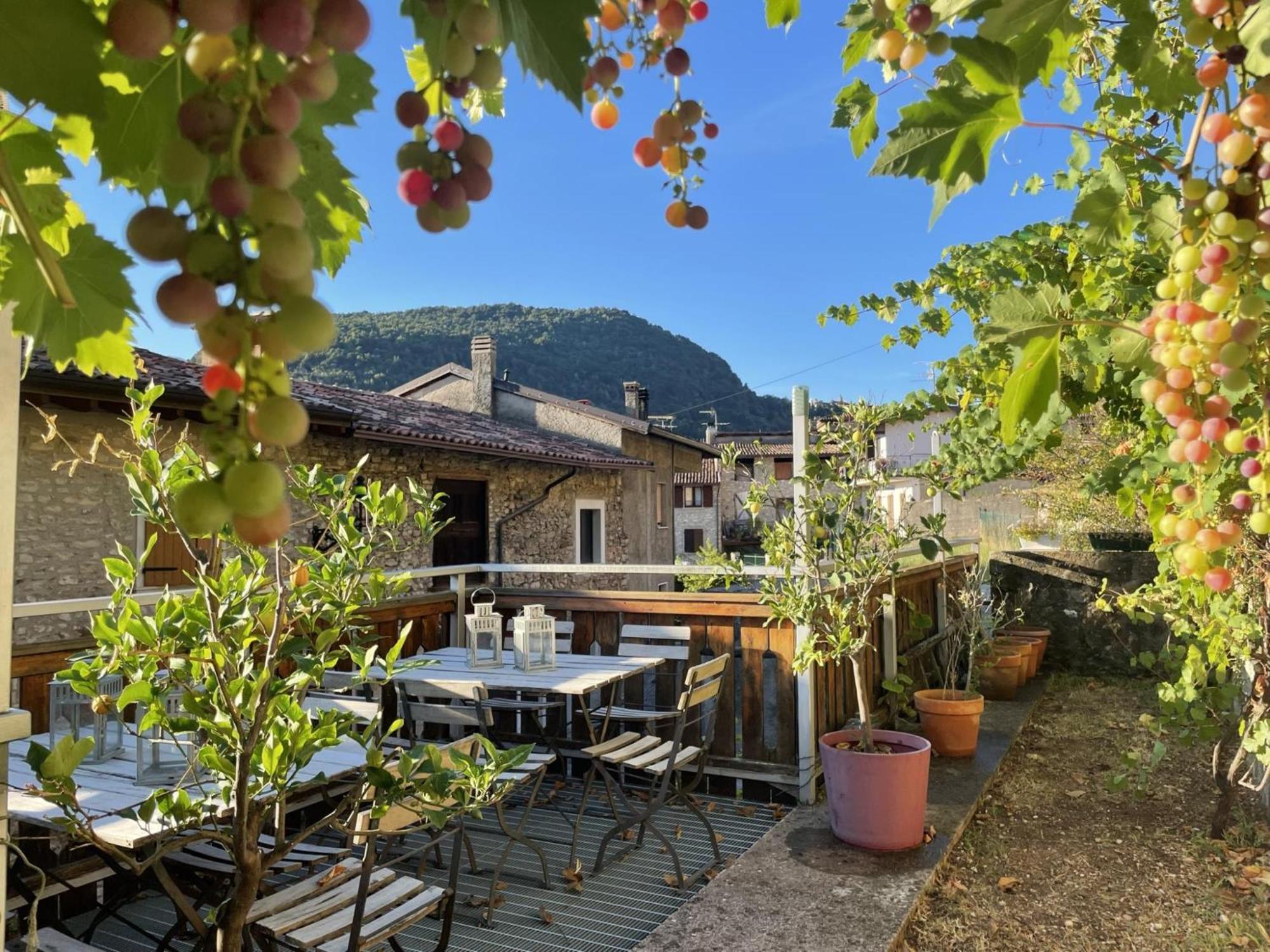 ANTICO BORGO PRABIÙ - Appartement Casaliva - Gardaseeappartements view 4