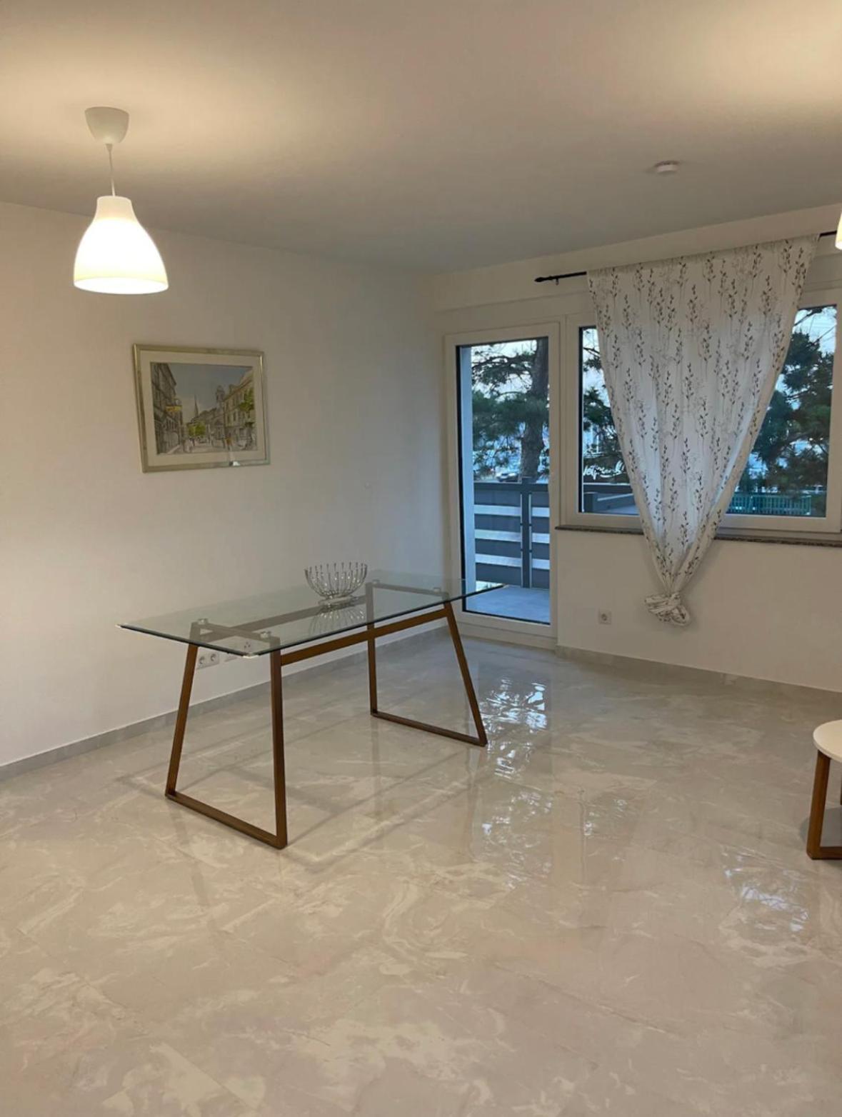 Fancy Big Apartment