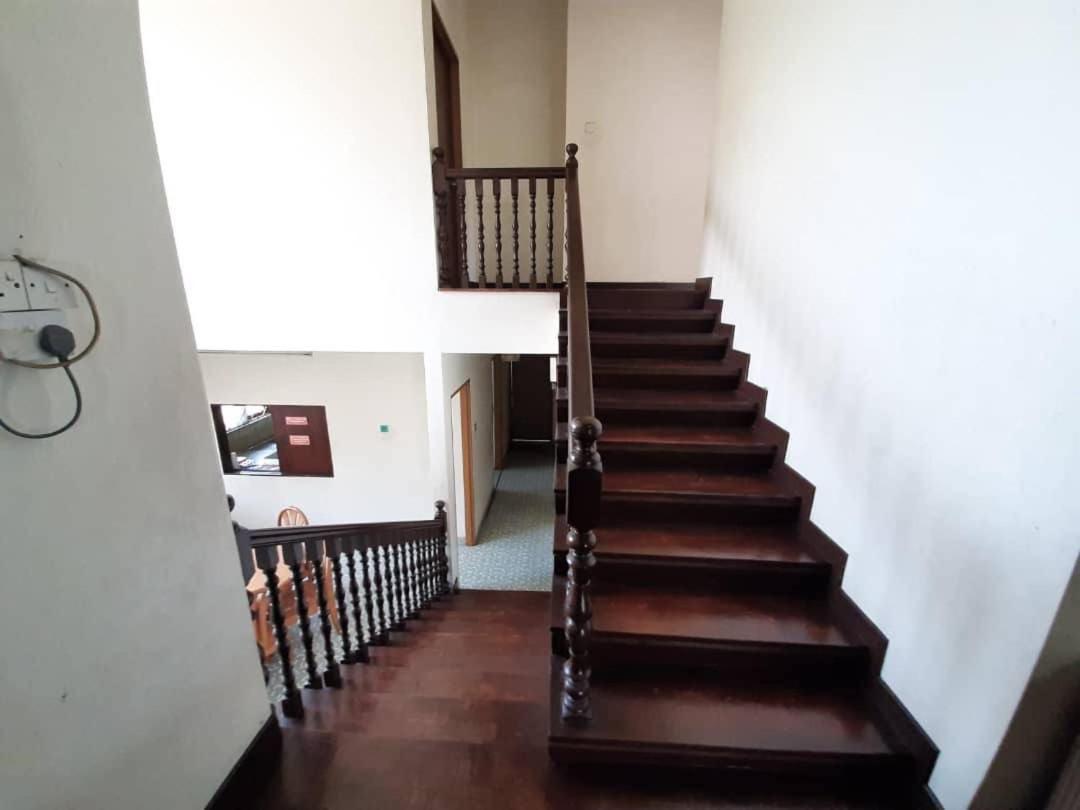 AdiYati Homestay