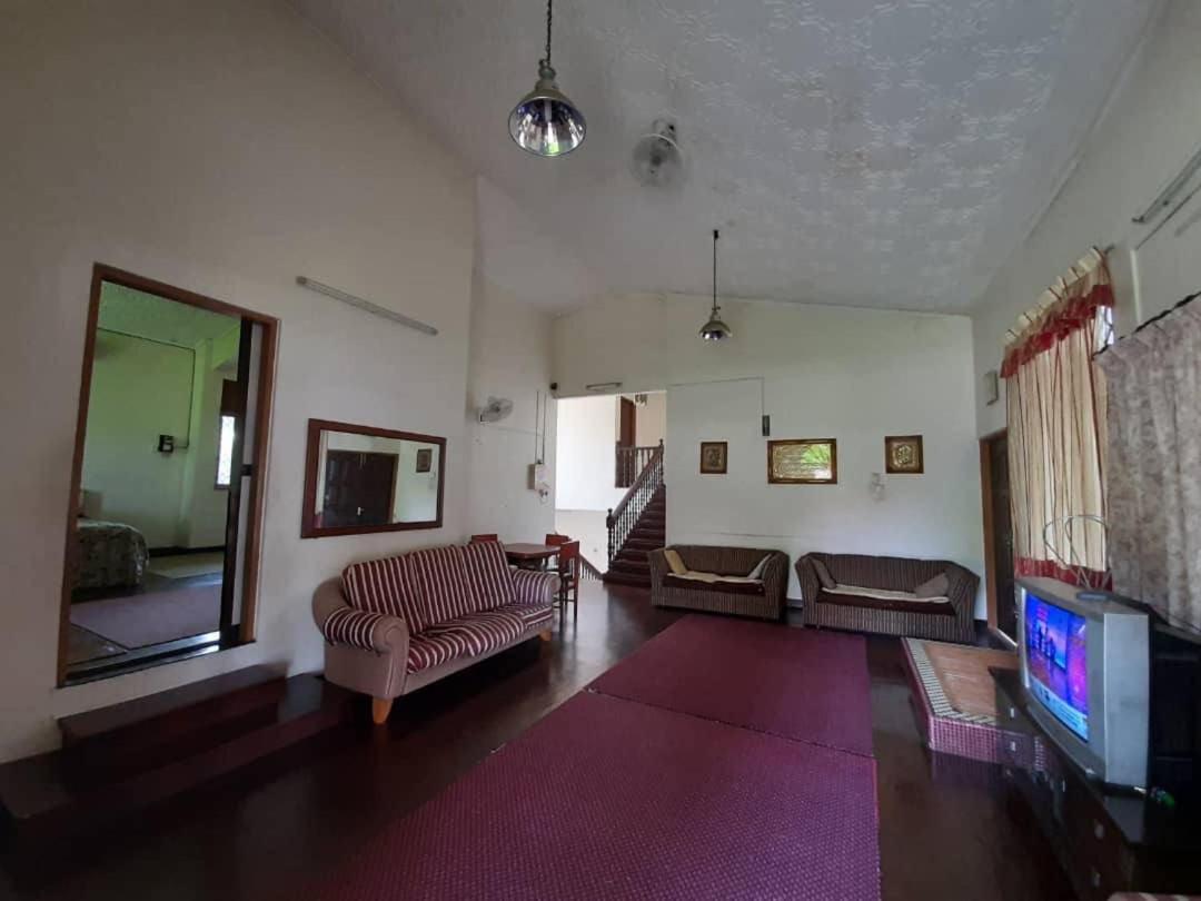 AdiYati Homestay