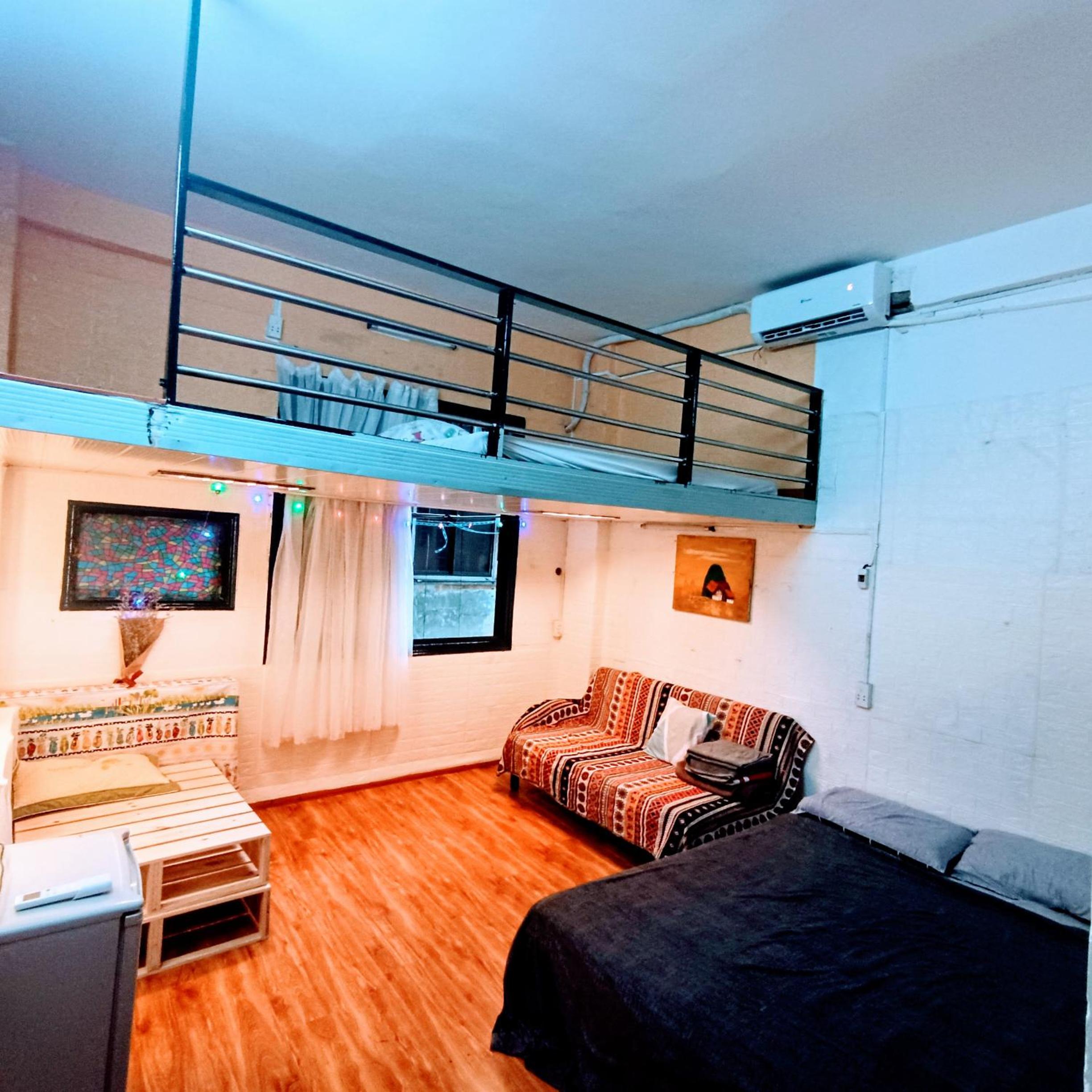 430 Private Homestay with washing machine and kitchen