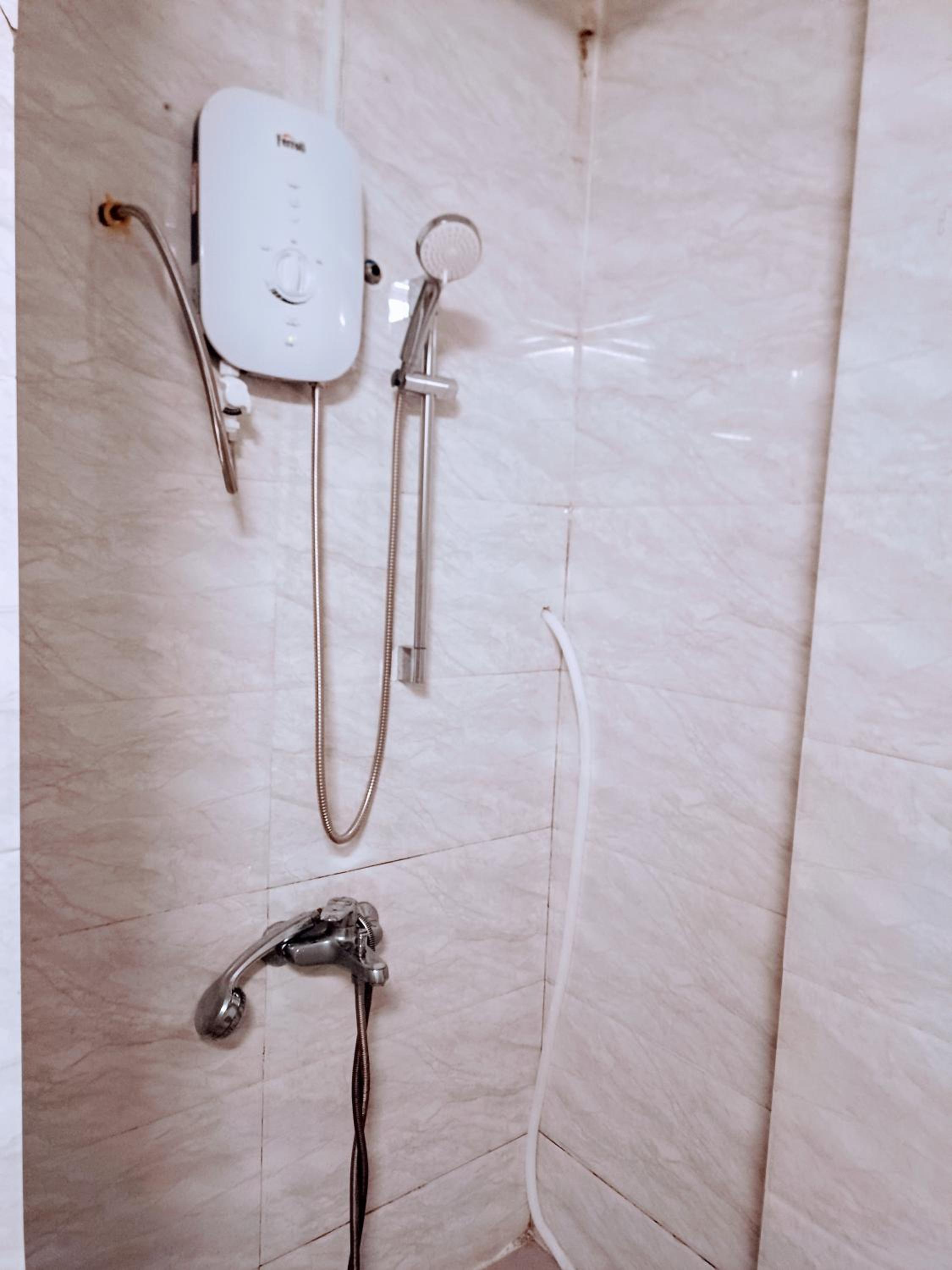 430 Private Homestay with washing machine and kitchen