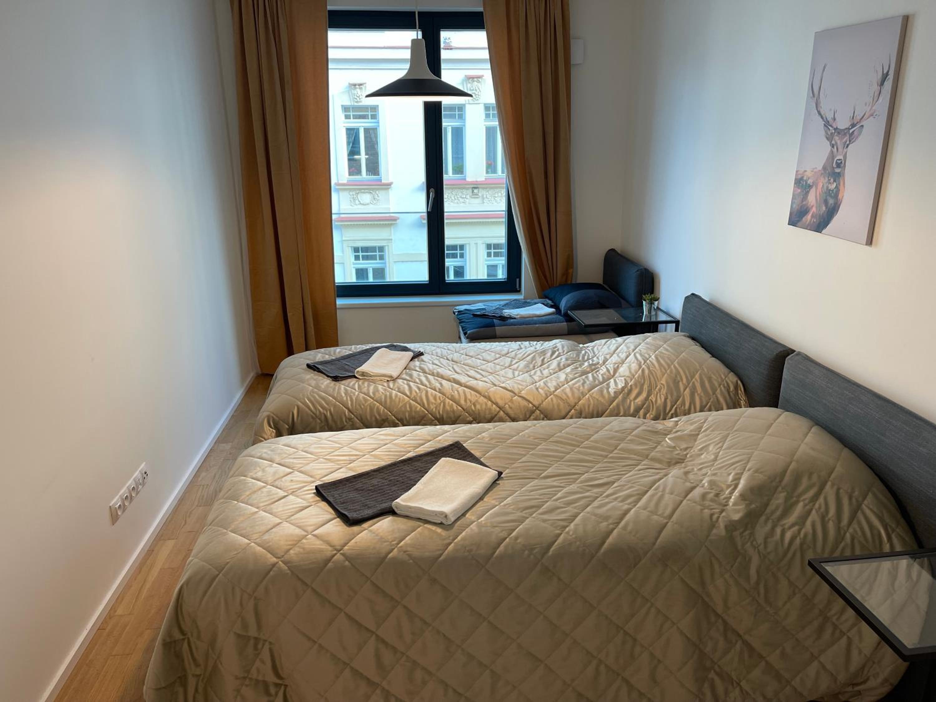 Apartment 4 Room, 2 Bath, Parking