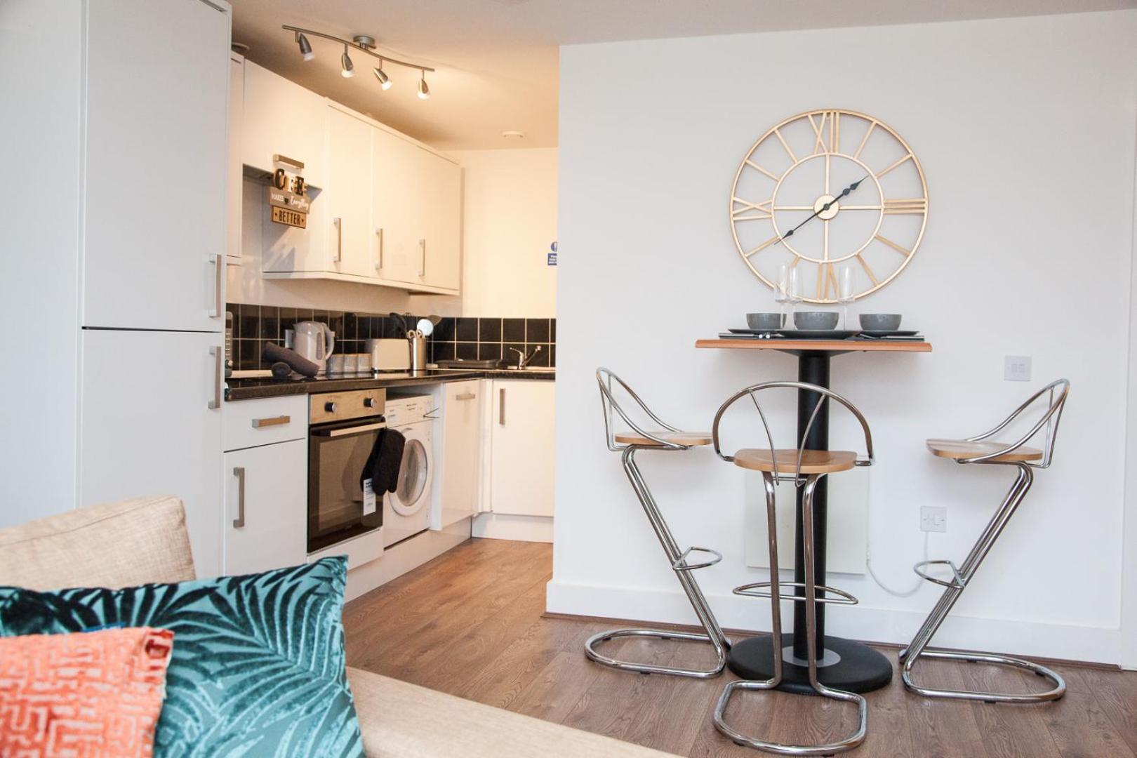 Penthouse - Liverpool City Centre - NHS STAYS - Liverpool Royal Hospital photo 5