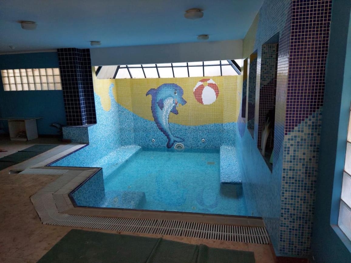 Standalone Duplex with pool&garden families only