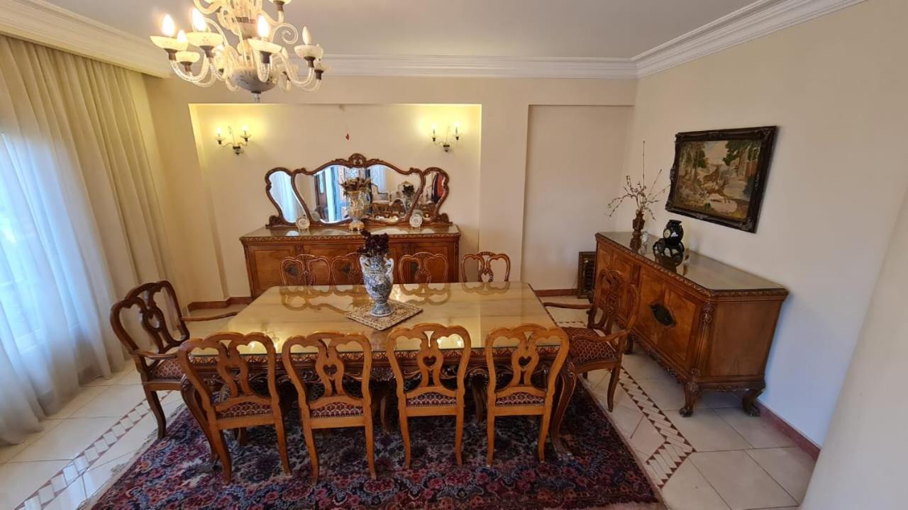 Standalone Duplex with pool&garden families only