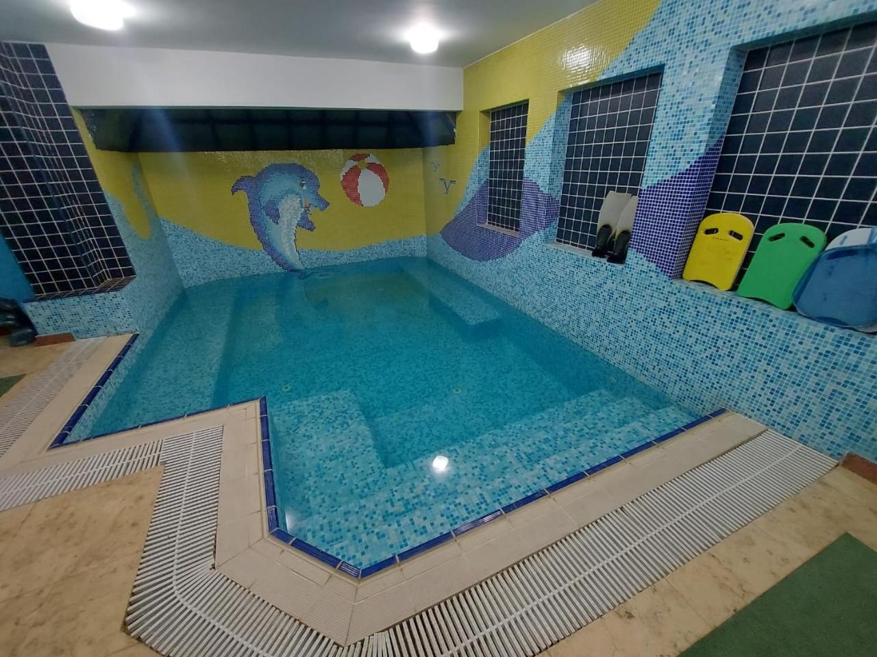 Standalone Duplex with pool&garden families only