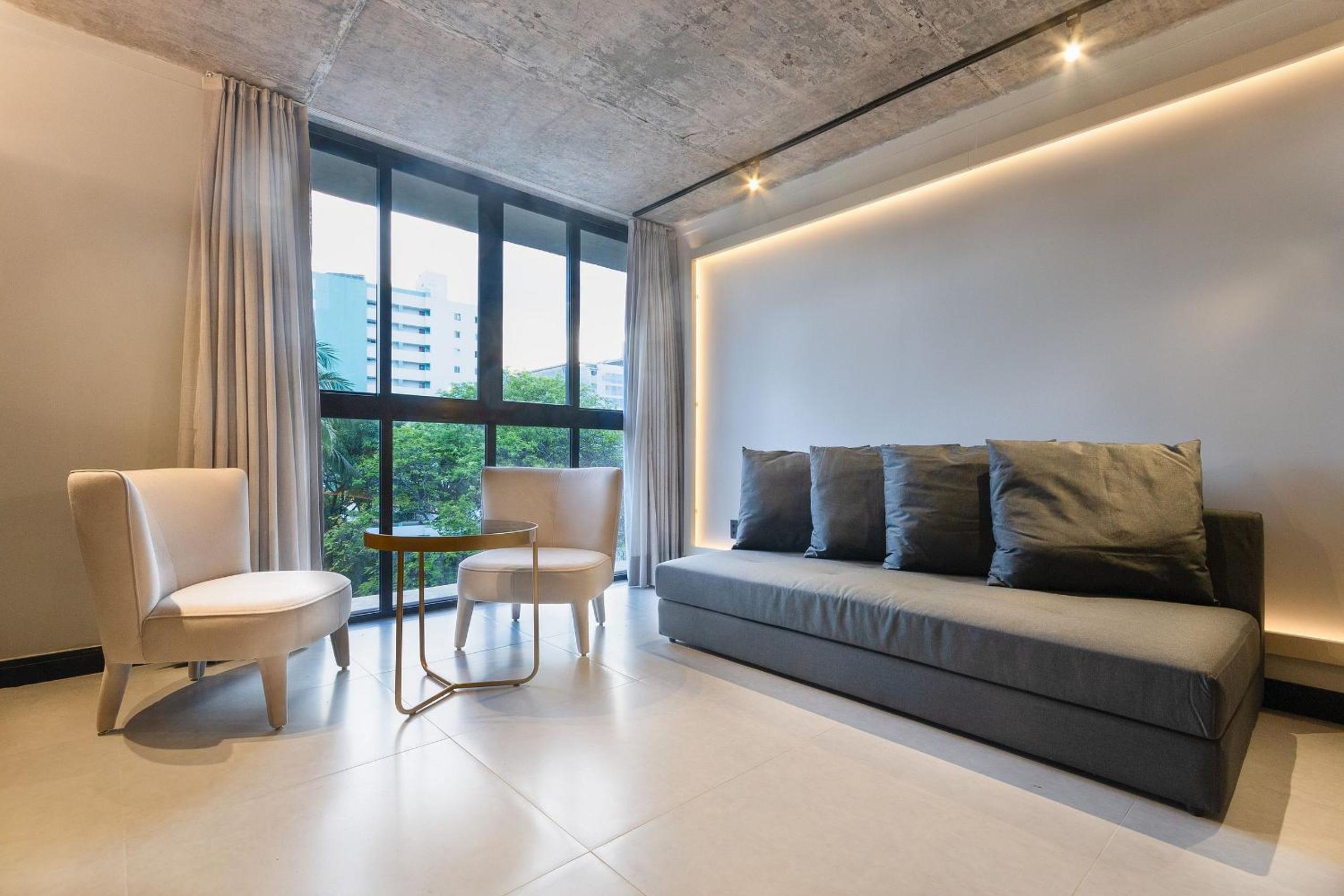 Urban #305 - Comfort in Tambaú by Carpediem