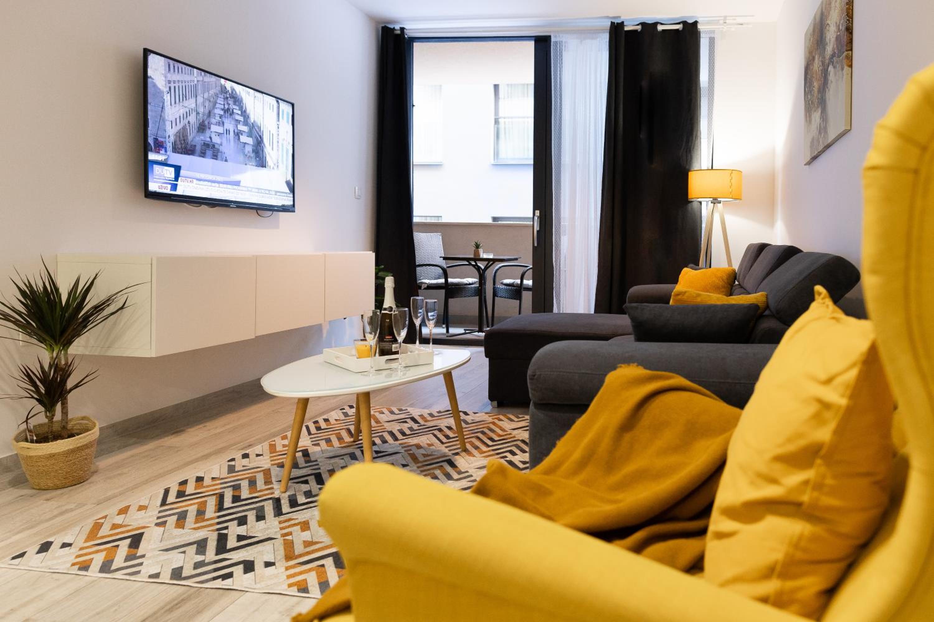 Apartment Ro-Ma City Center