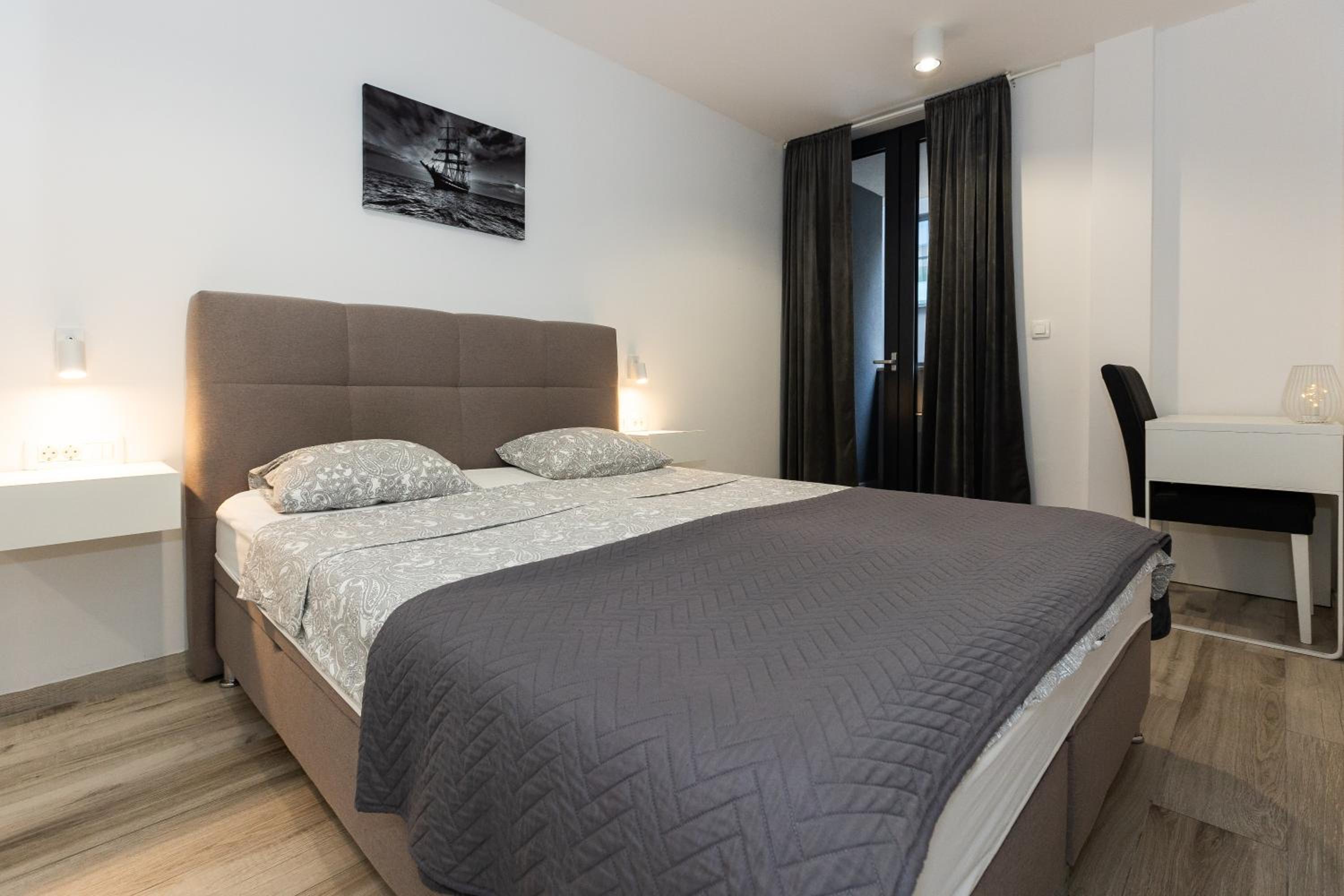 Apartment Ro-Ma City Center