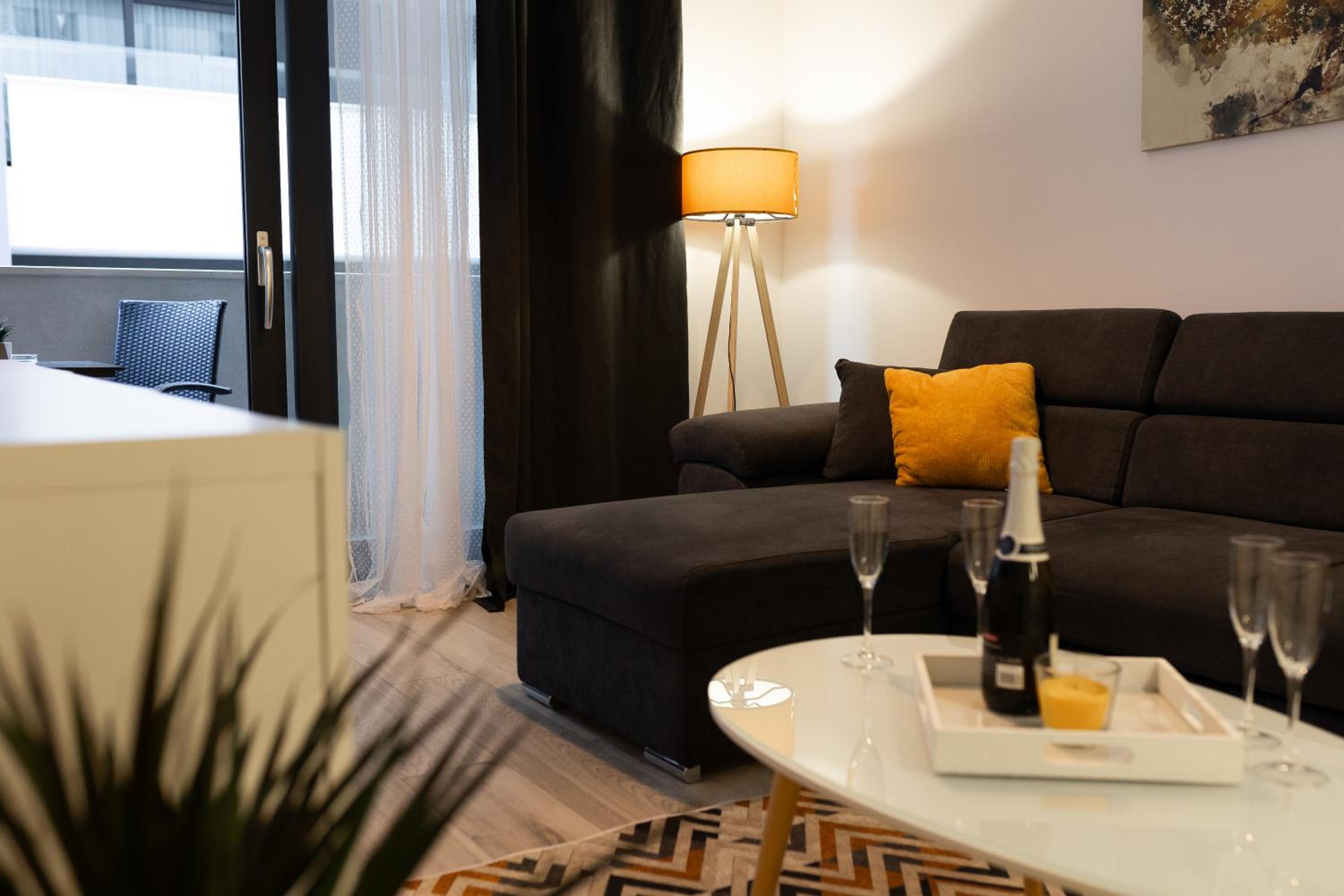 Apartment Ro-Ma City Center