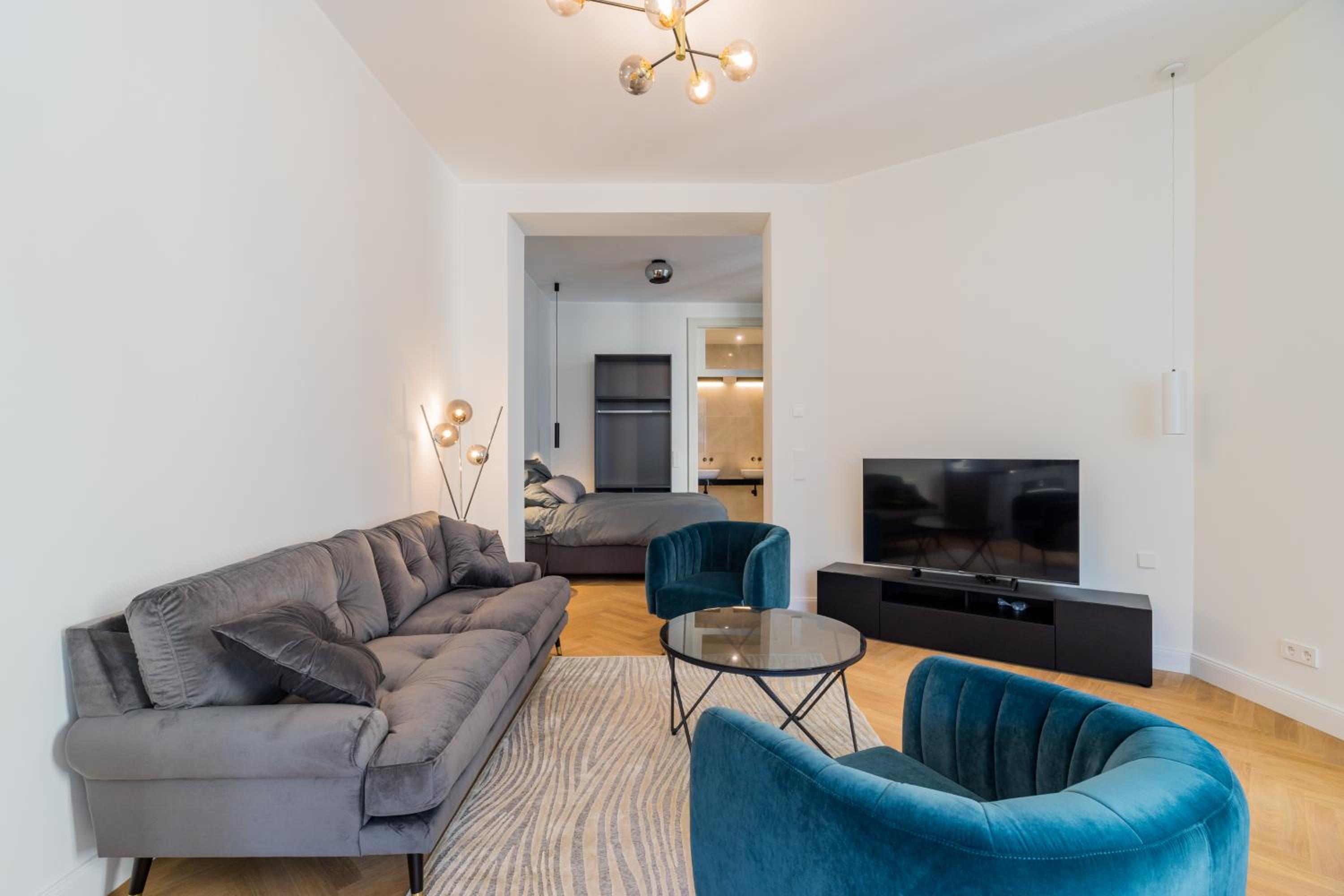Spacious Apartments In Mitte- Feel The Citycenter