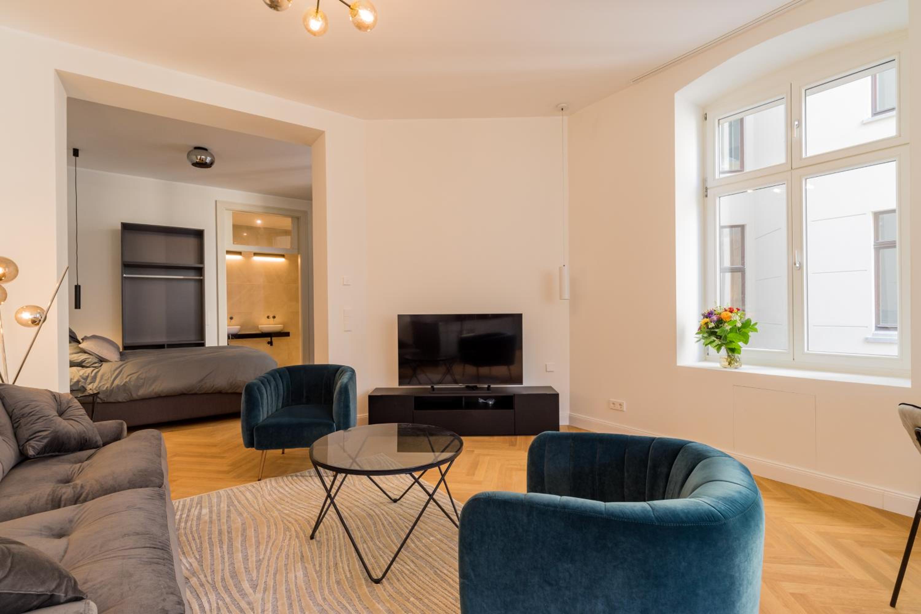 Spacious Apartments In Mitte- Feel The Citycenter