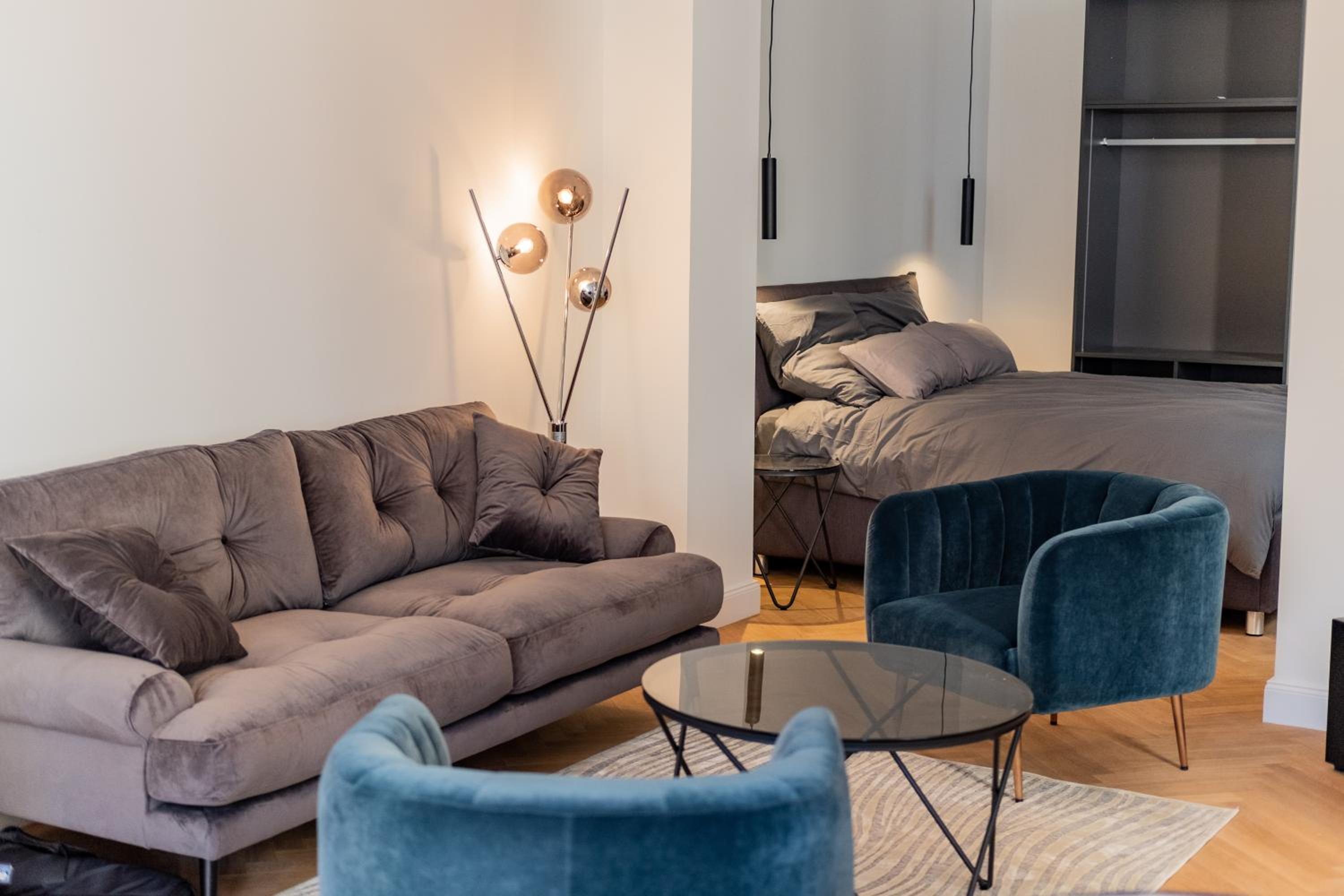 Spacious Apartments In Mitte- Feel The Citycenter