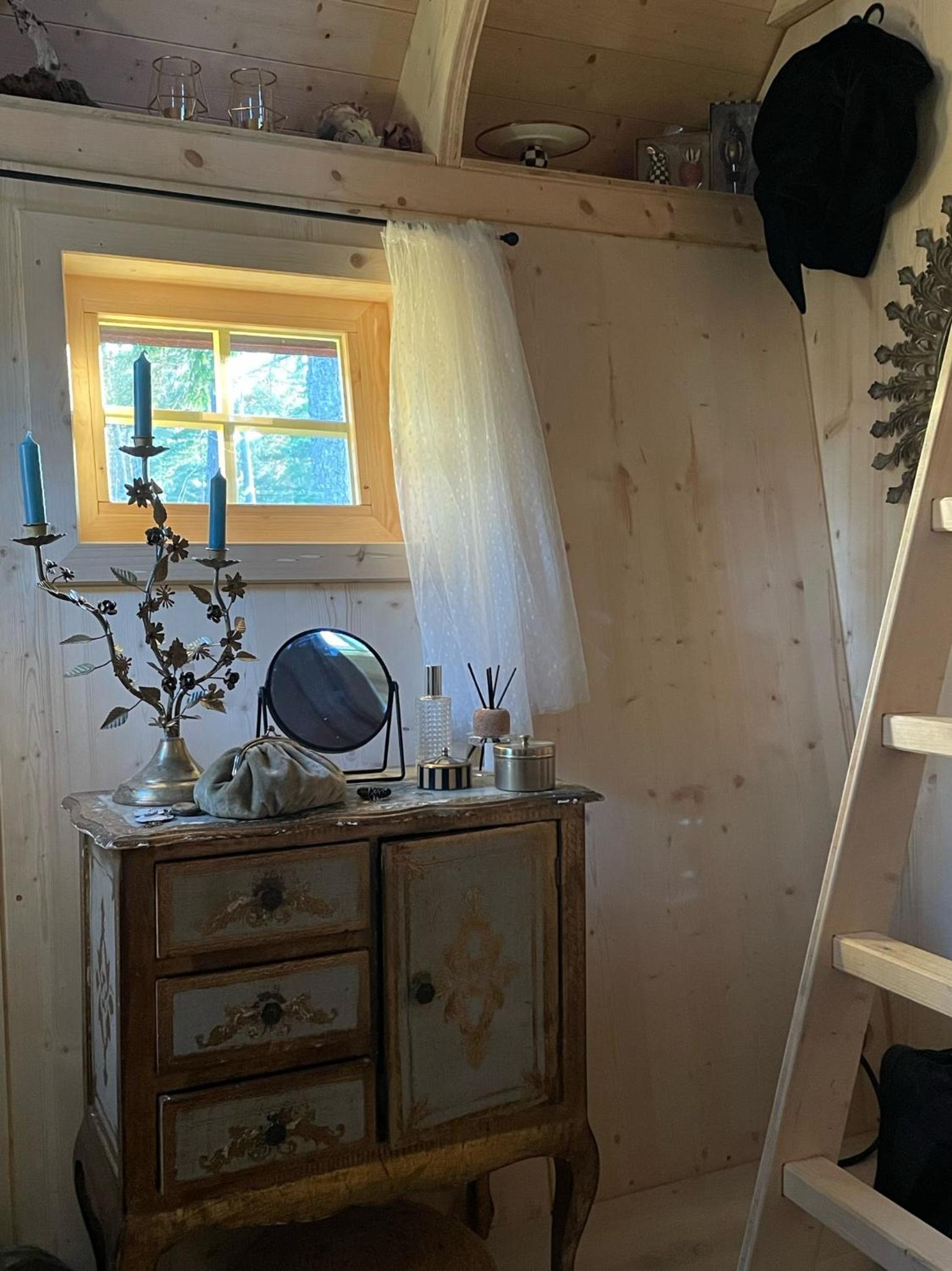 Fairytale tinyhouse - Häxans hus