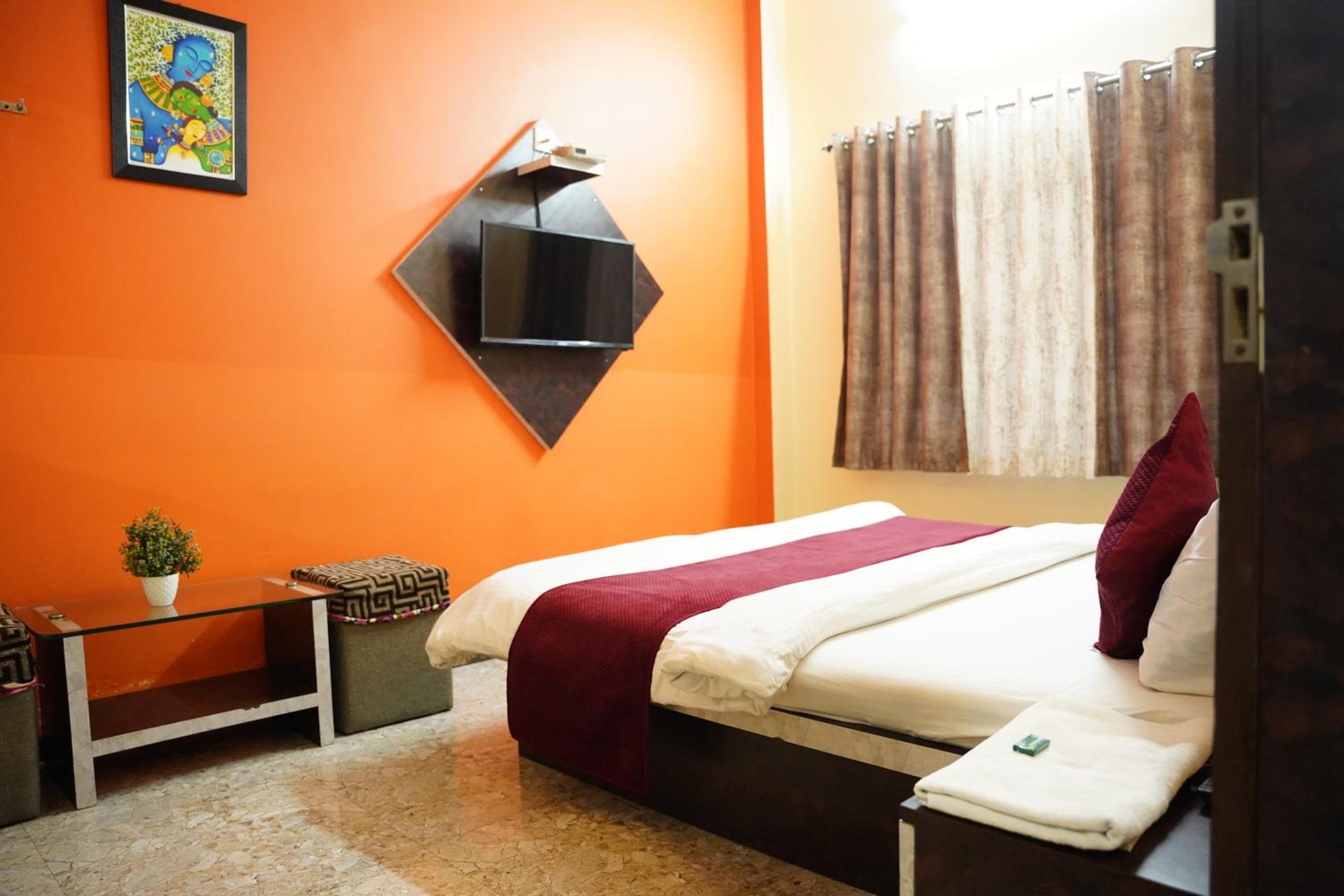 Hotel Mahishmati Palace view 3