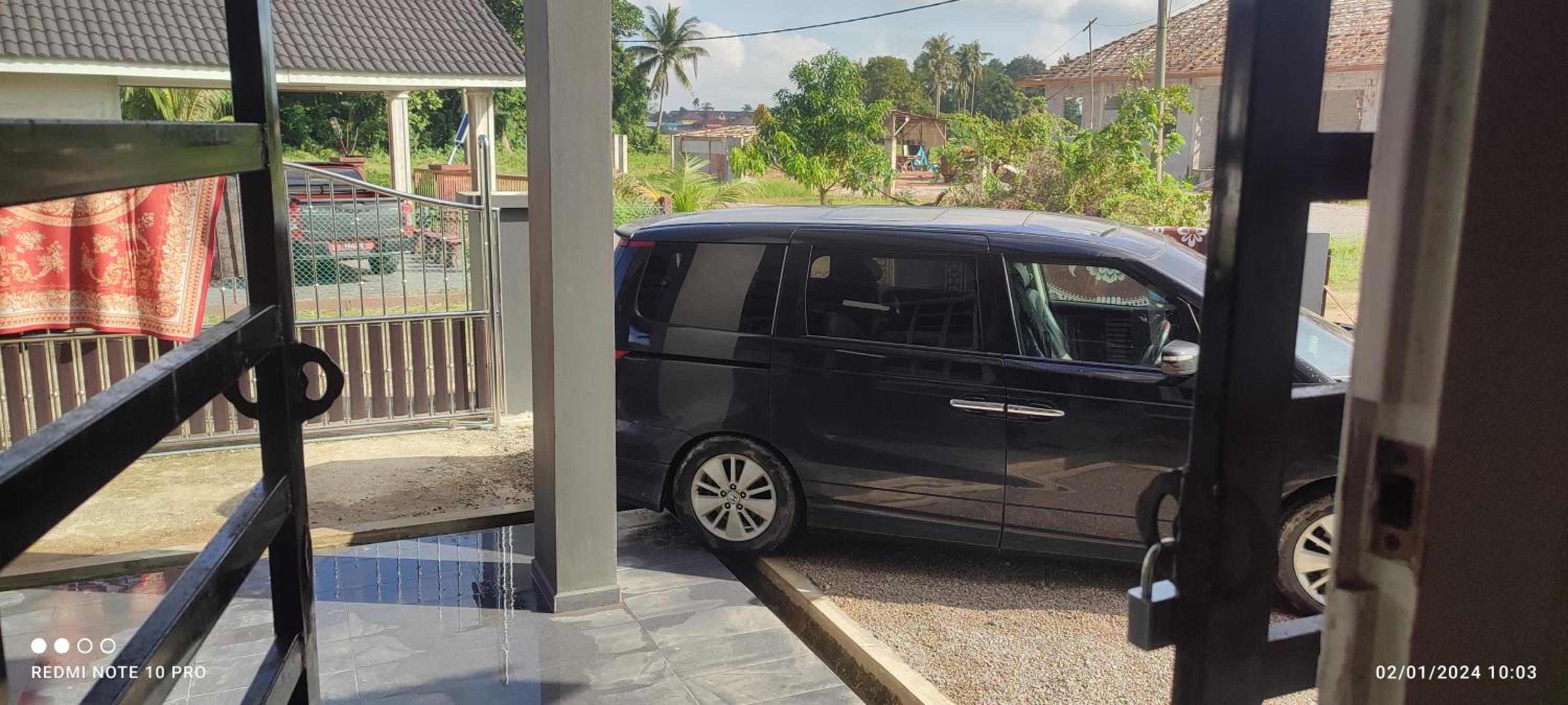 Homestay Haura Bella
