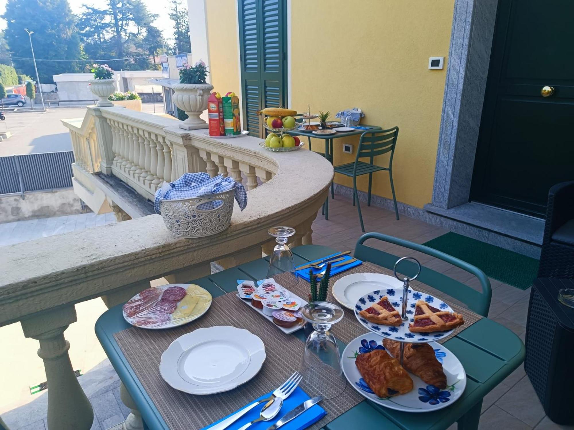 B&B VILLA PREZIOSA LAGO MAGGIORE view 2