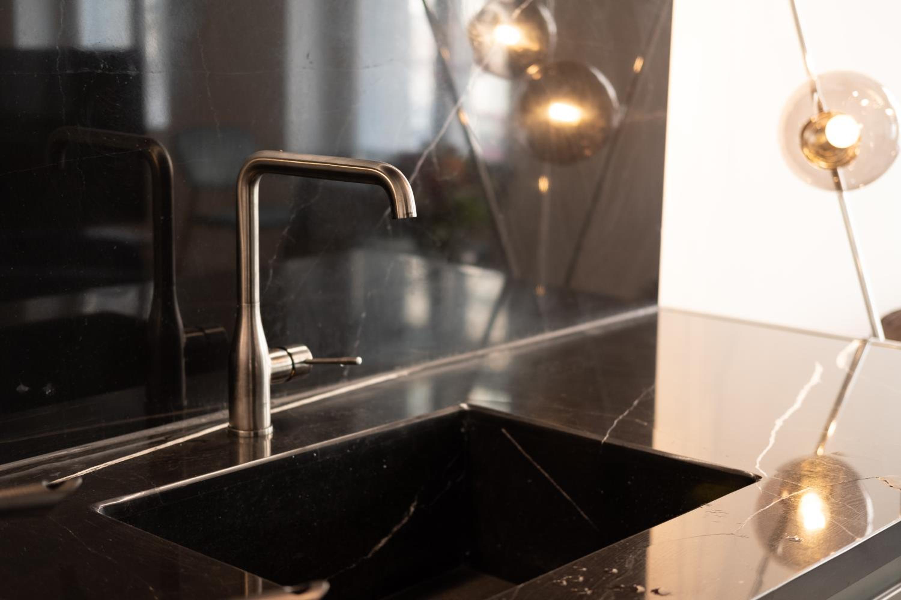 Spacious Apartments In Mitte- Feel The Citycenter