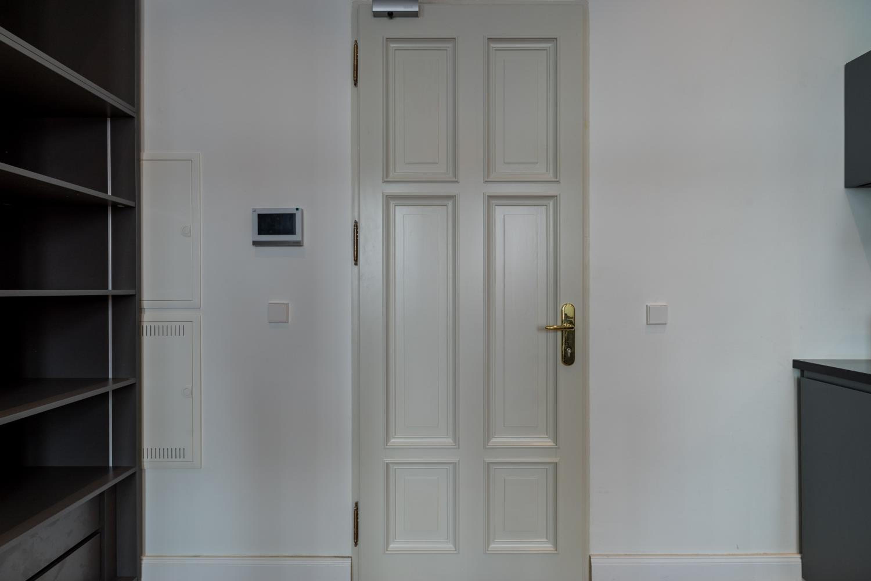Spacious Apartments In Mitte- Feel The Citycenter