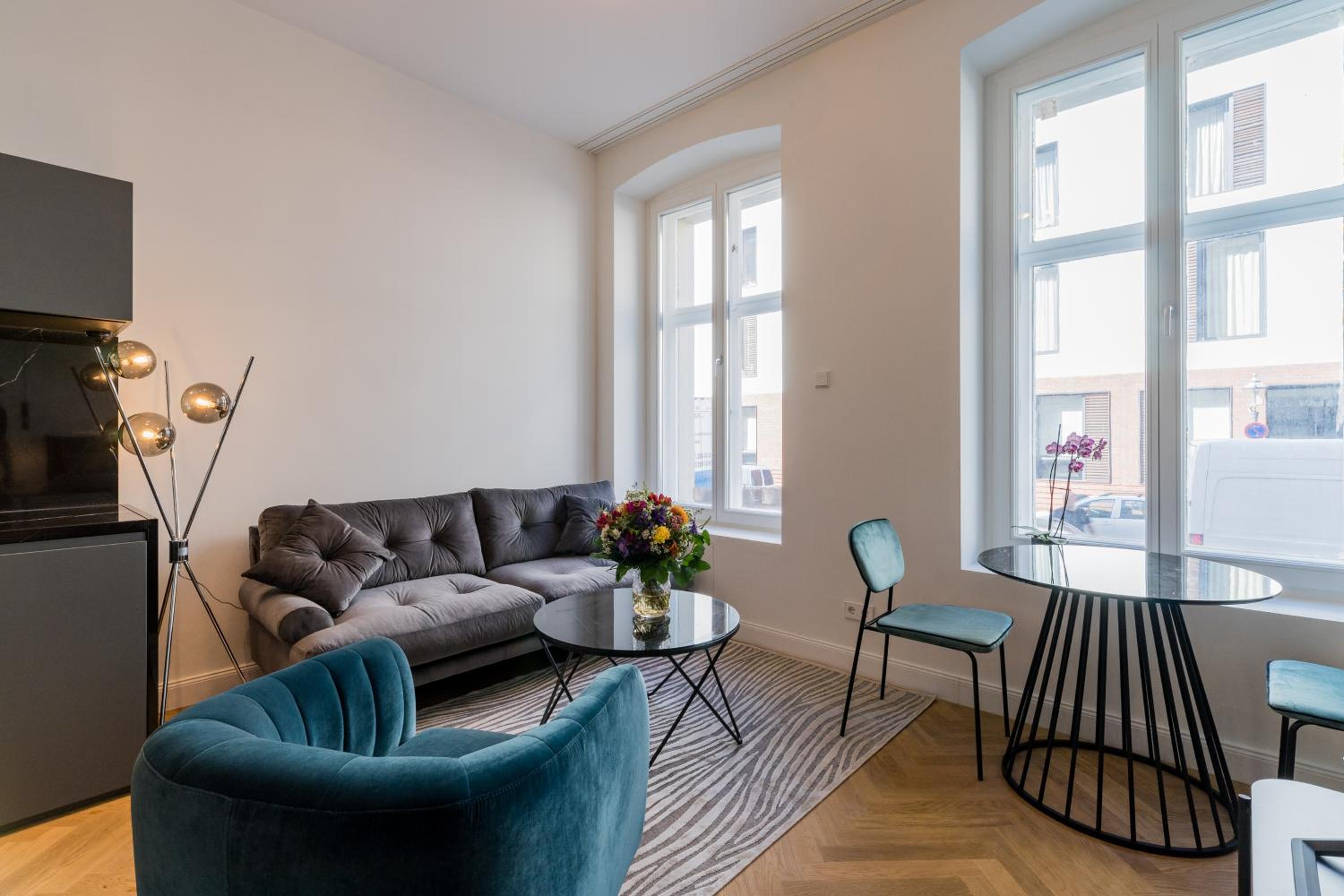Spacious Apartments In Mitte- Feel The Citycenter