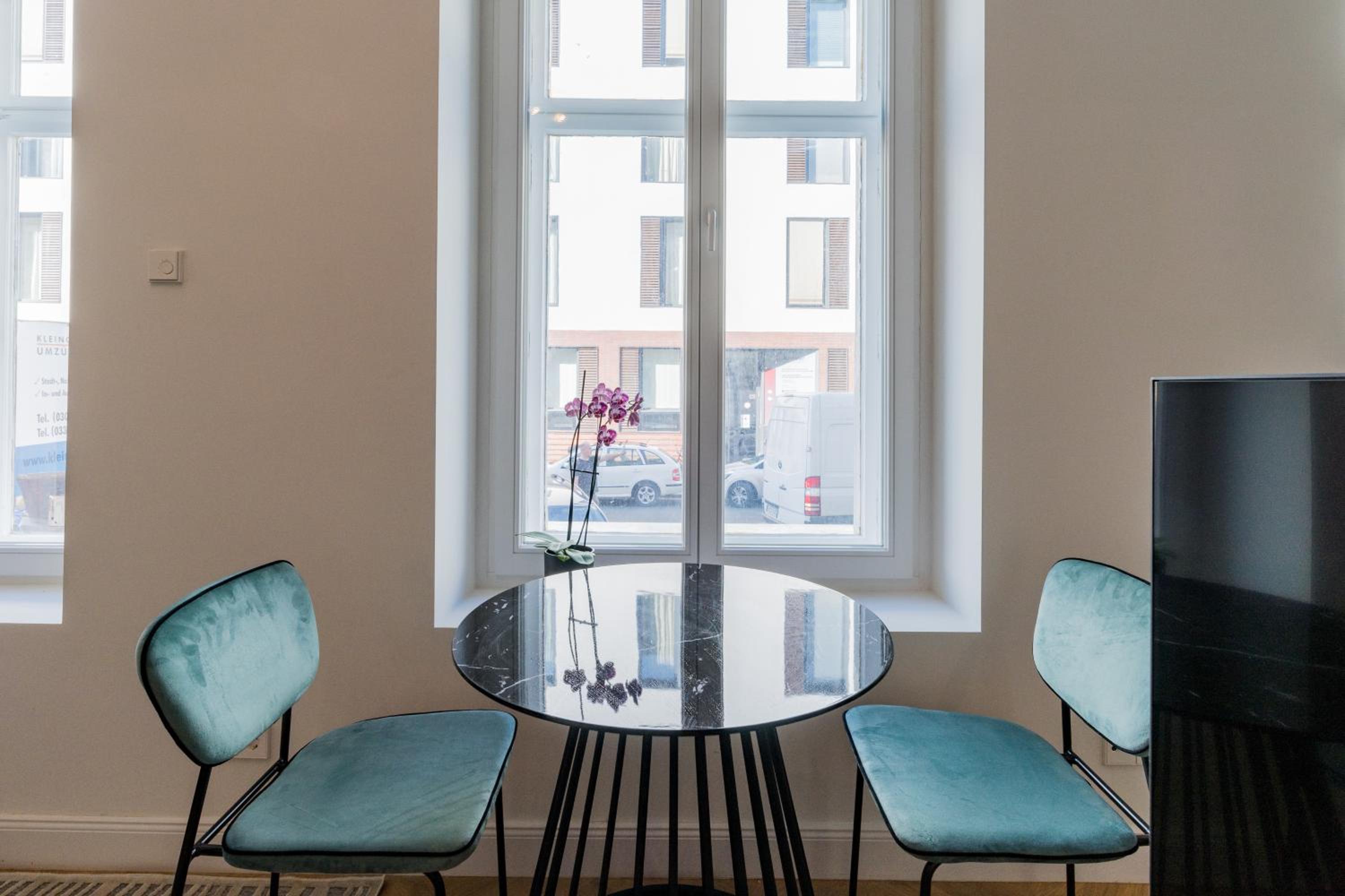 Spacious Apartments In Mitte- Feel The Citycenter