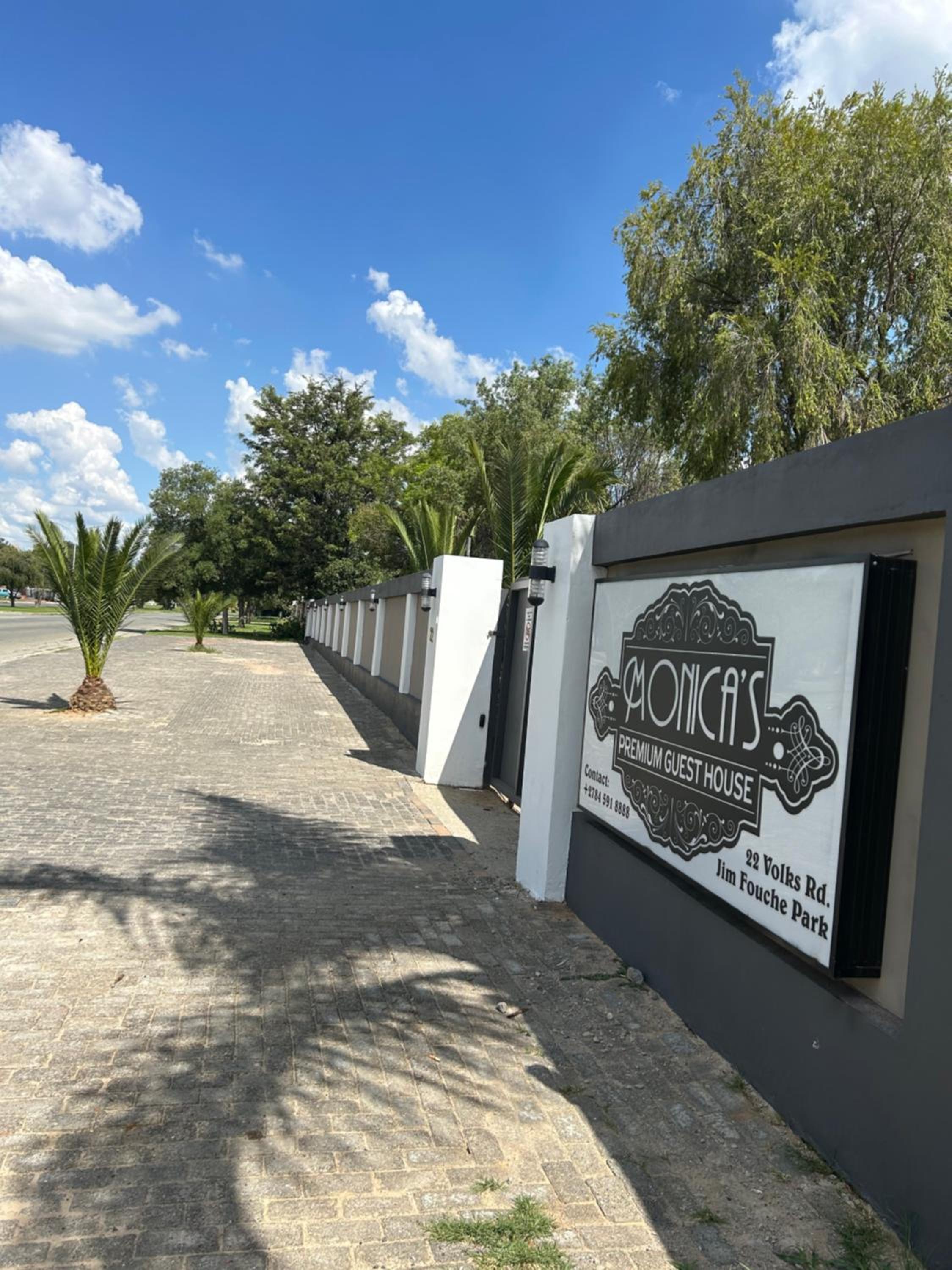 Monica's Premium Guesthouse