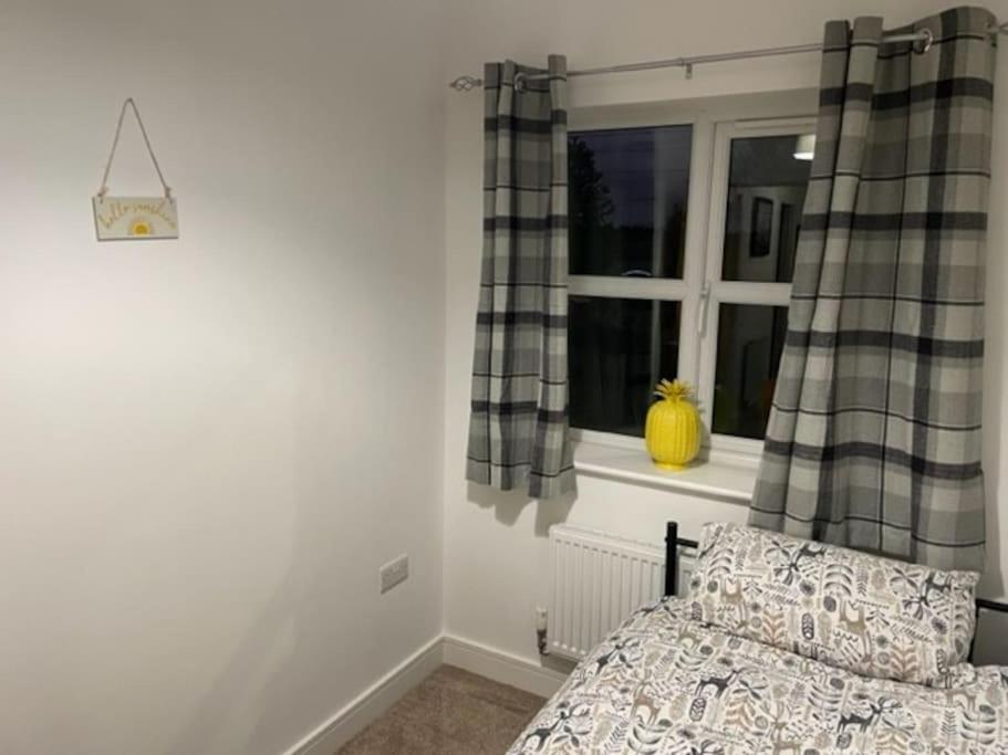 Immaculate house in Doncaster 2 view 5