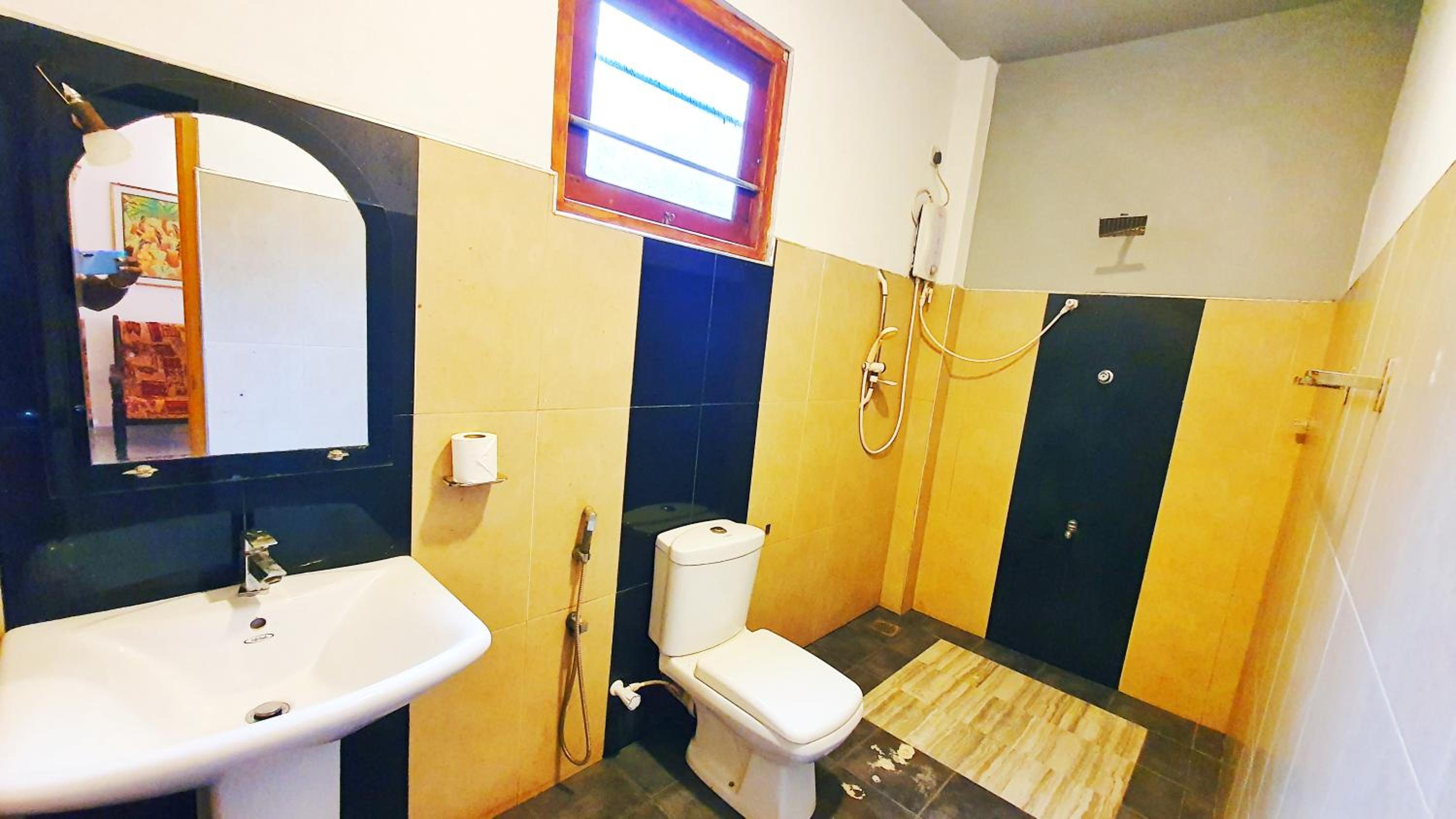 Photo 18
