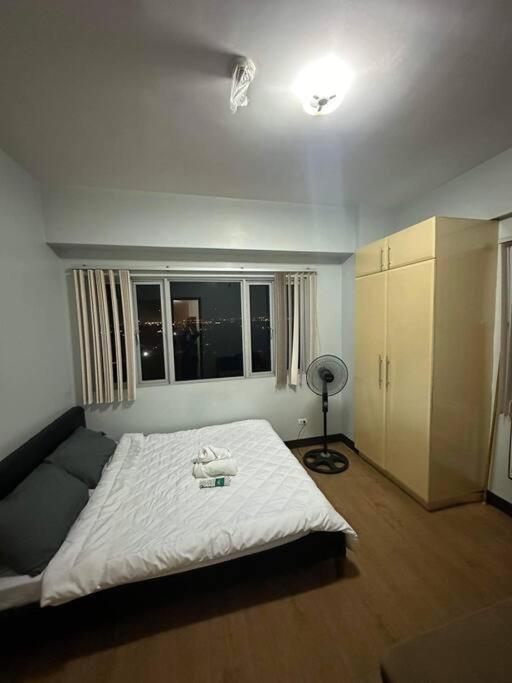 Alvin's 1 bedroom in Morgan BGC view 3