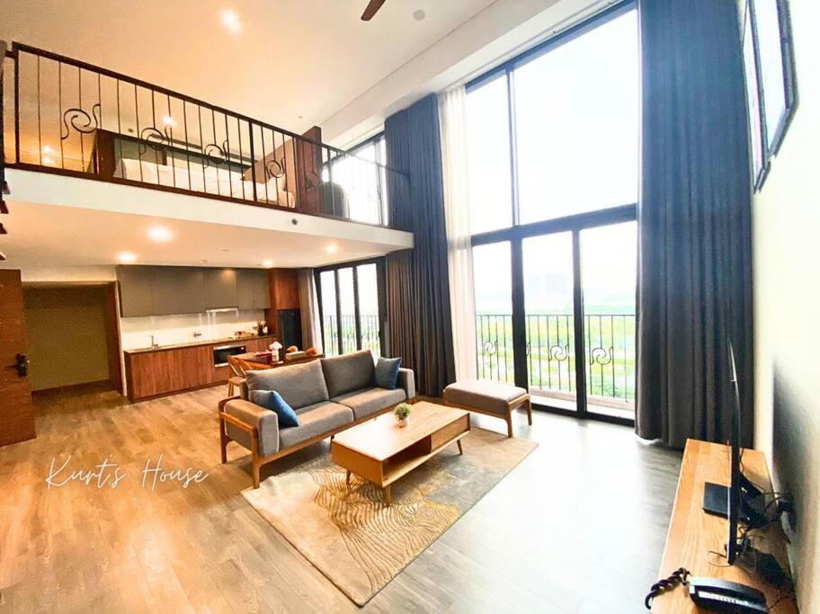 KURT'S HOUSE TÂY HỒ - 90m2 duplex apartment with cooking capacity