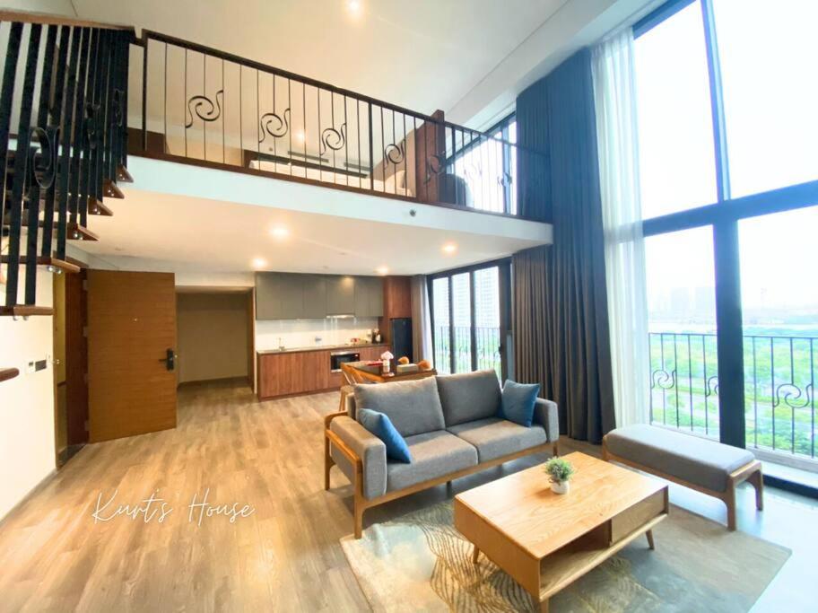 KURT'S HOUSE TÂY HỒ - 90m2 duplex apartment with cooking capacity