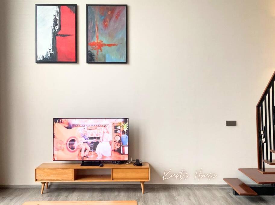 KURT'S HOUSE TÂY HỒ - 90m2 duplex apartment with cooking capacity