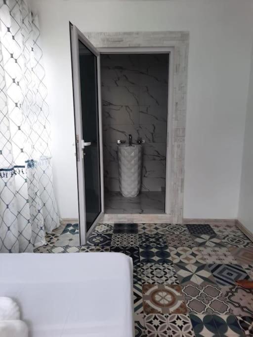 Charming 2 Bedroom Private House