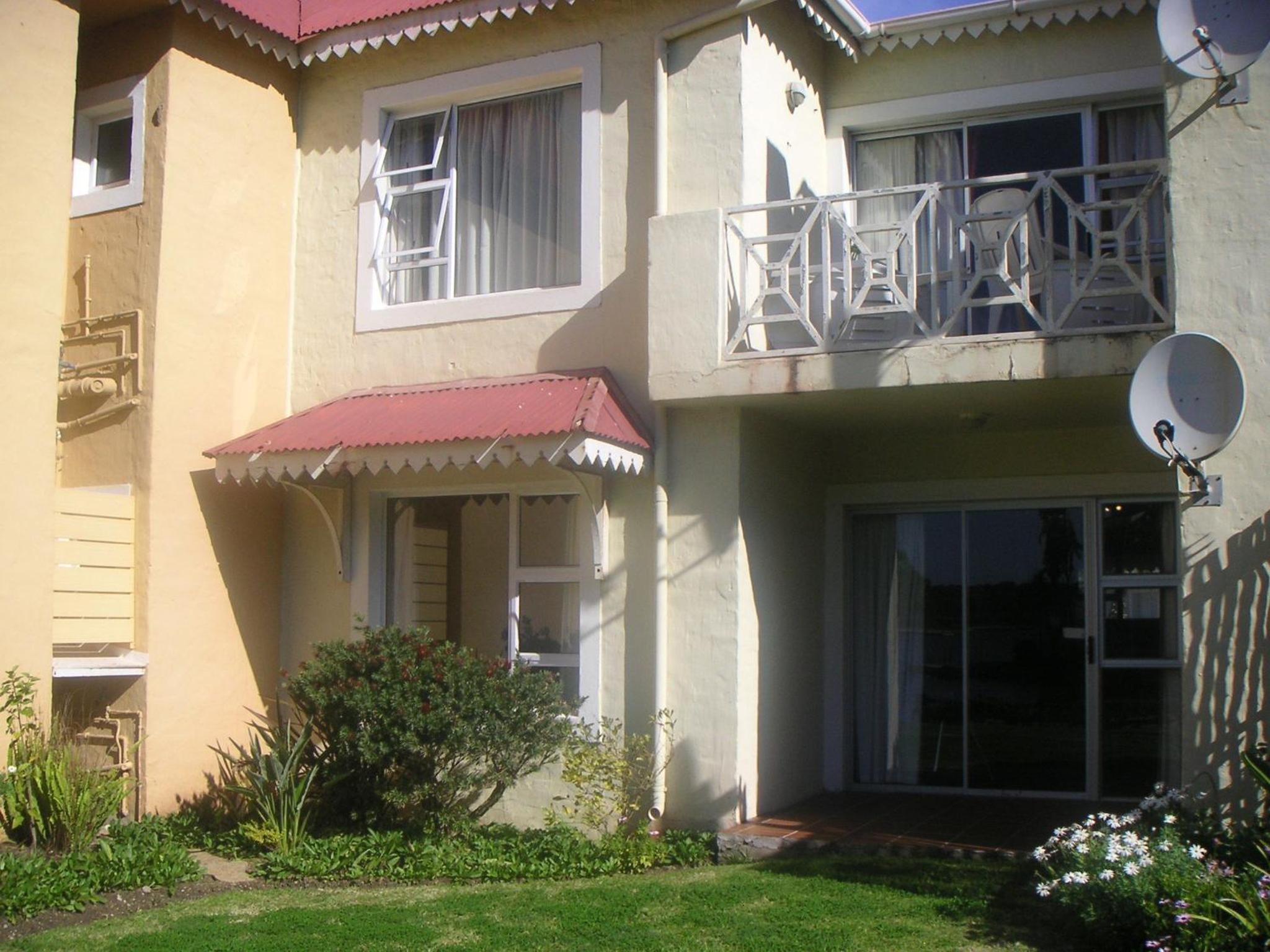 Waterside Living MC03 view 3