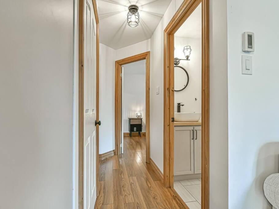 Peaceful Tremblant Cottage