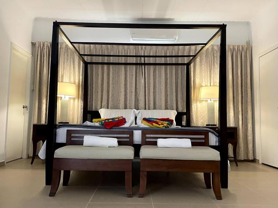 Grand Mahaai Villa