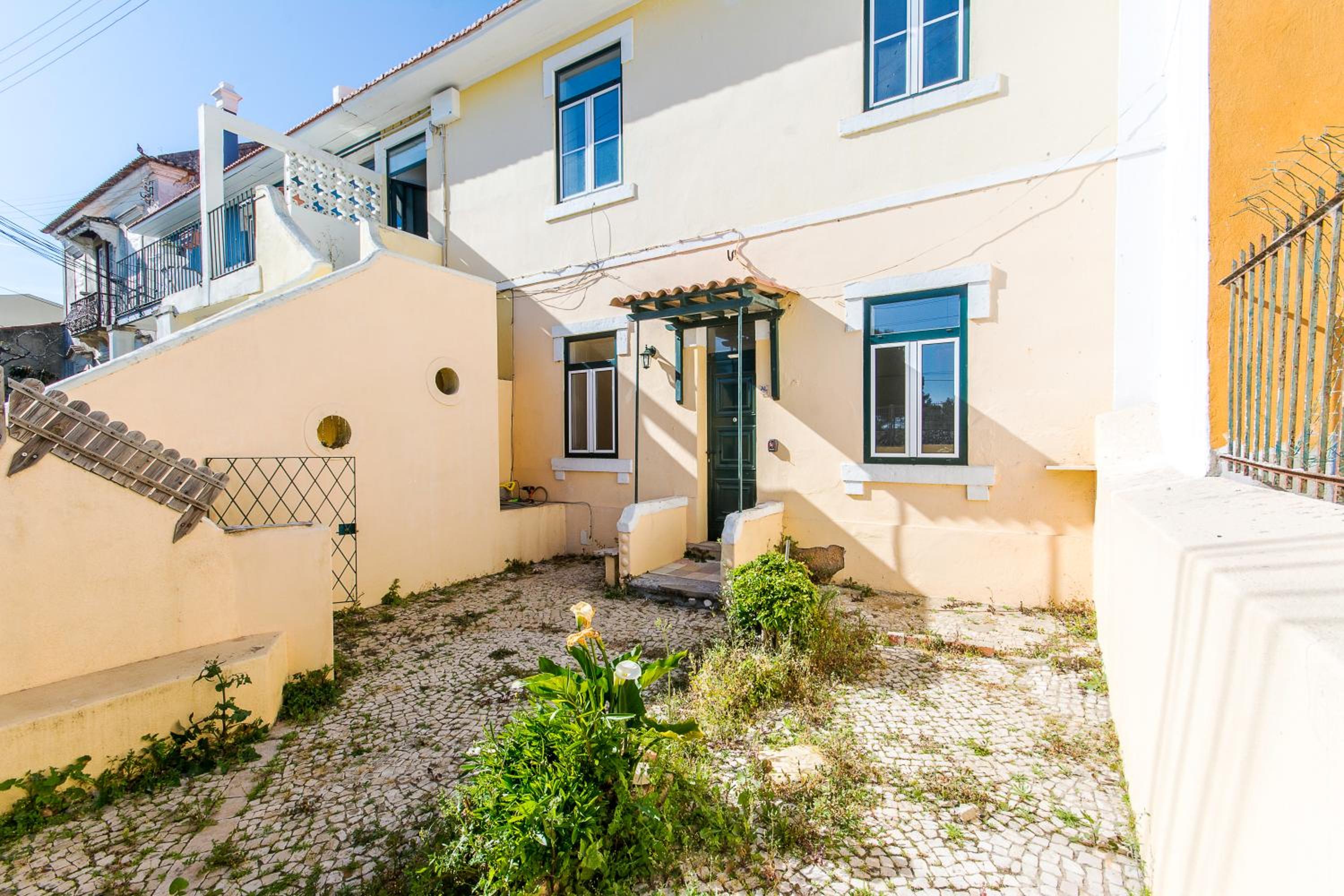 Fantastic Spacious Apartment near Carcavelos Beach
