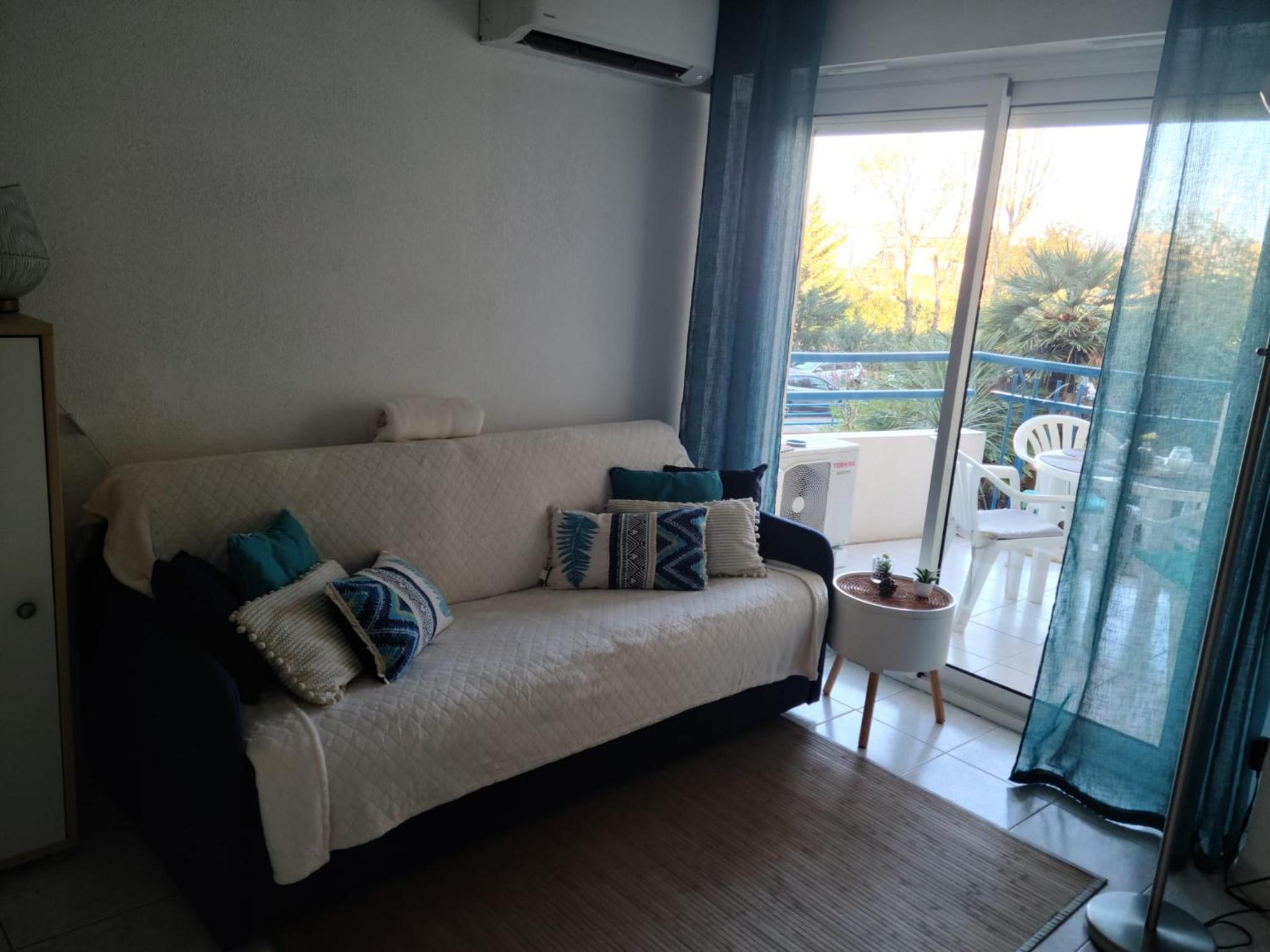 T2 climatisé à 5 minutes à pied de la plage avec parking, piscine et wifi