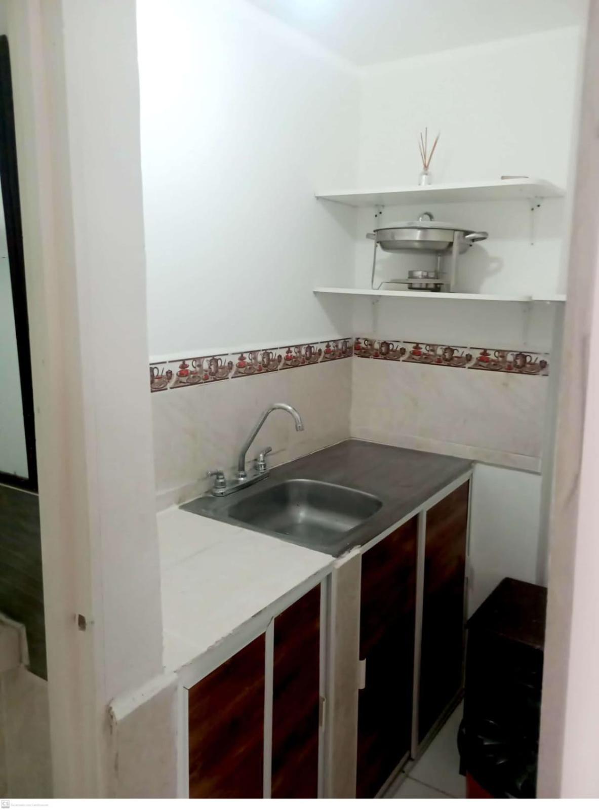 Habitación Privada, Br. El Nogal Armenia Quindío, Colombia
