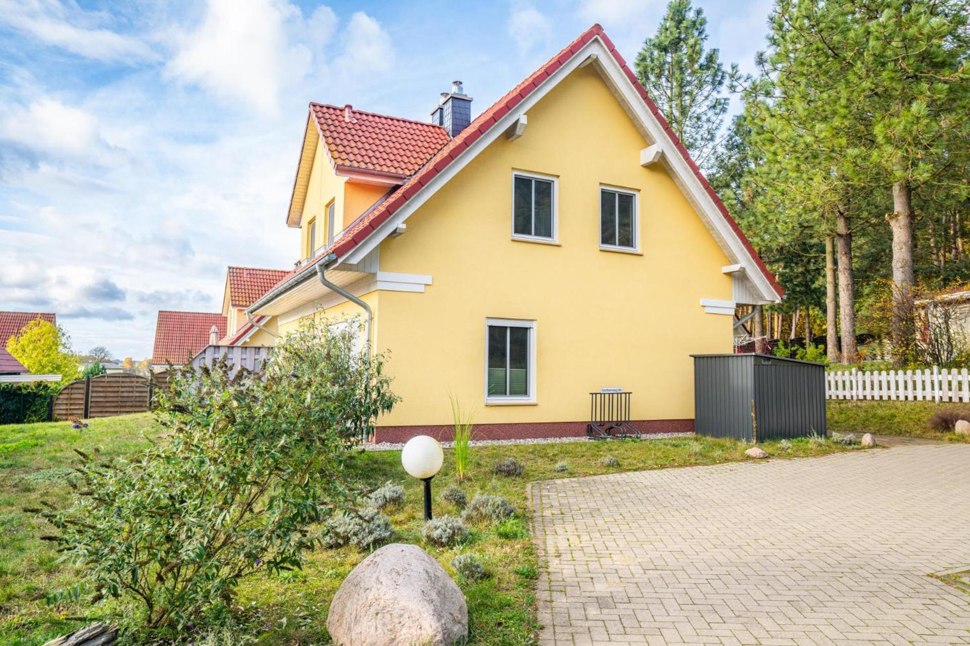 5 Sterne Ferienhaus am See mit Sauna und Kamin