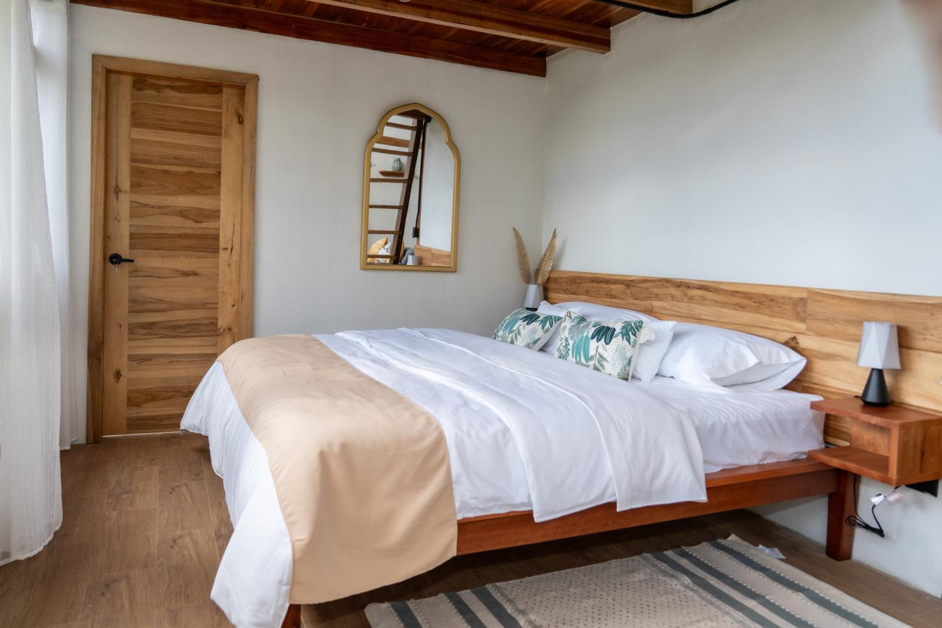 Andes Escape - Suites and Farm view 2