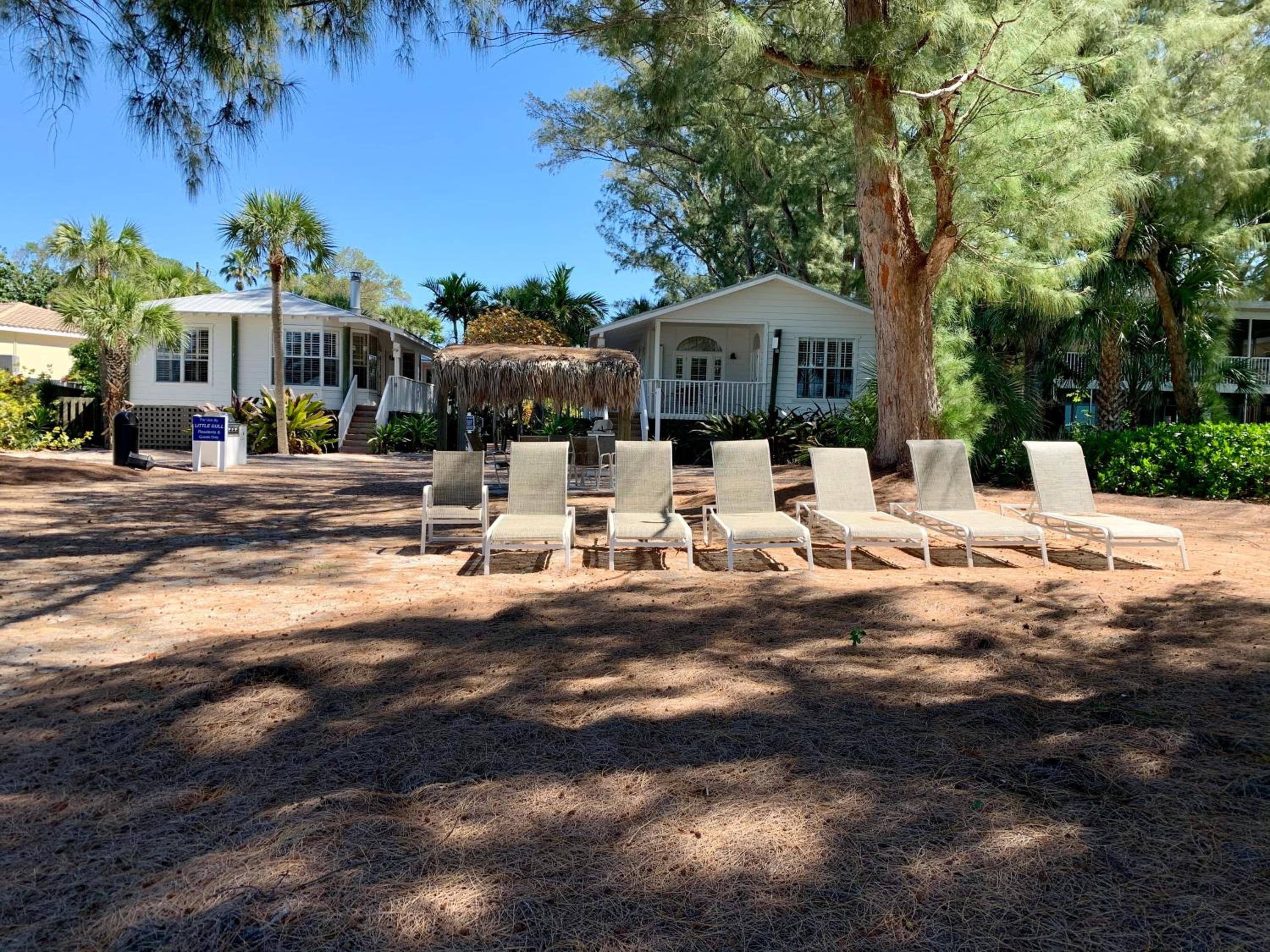 Little Gull Cottages by Coolvacay