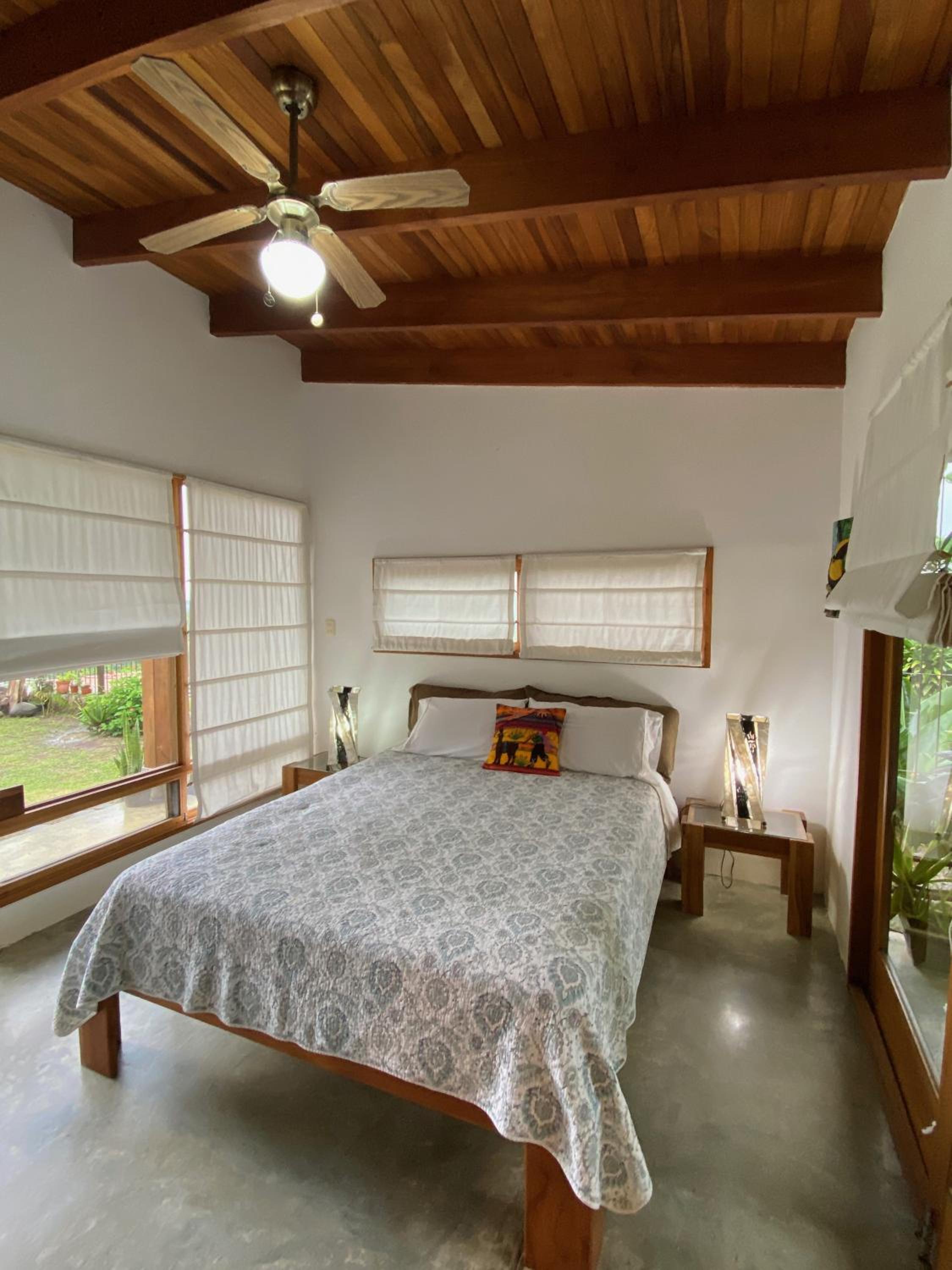 Casa Amanecer Bed & Breakfast